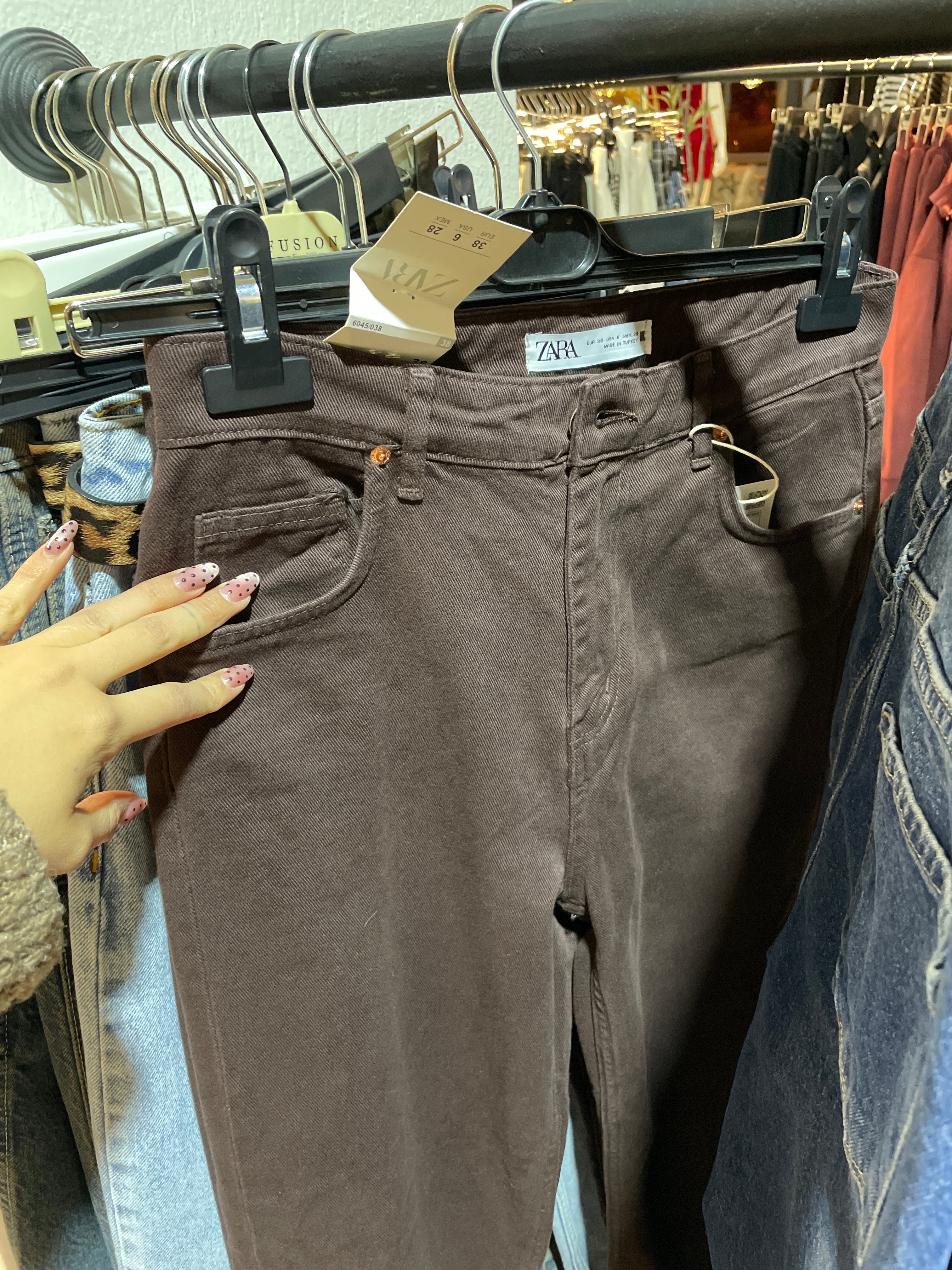 ZRA Kahverengi Düz Kesim Pantolon