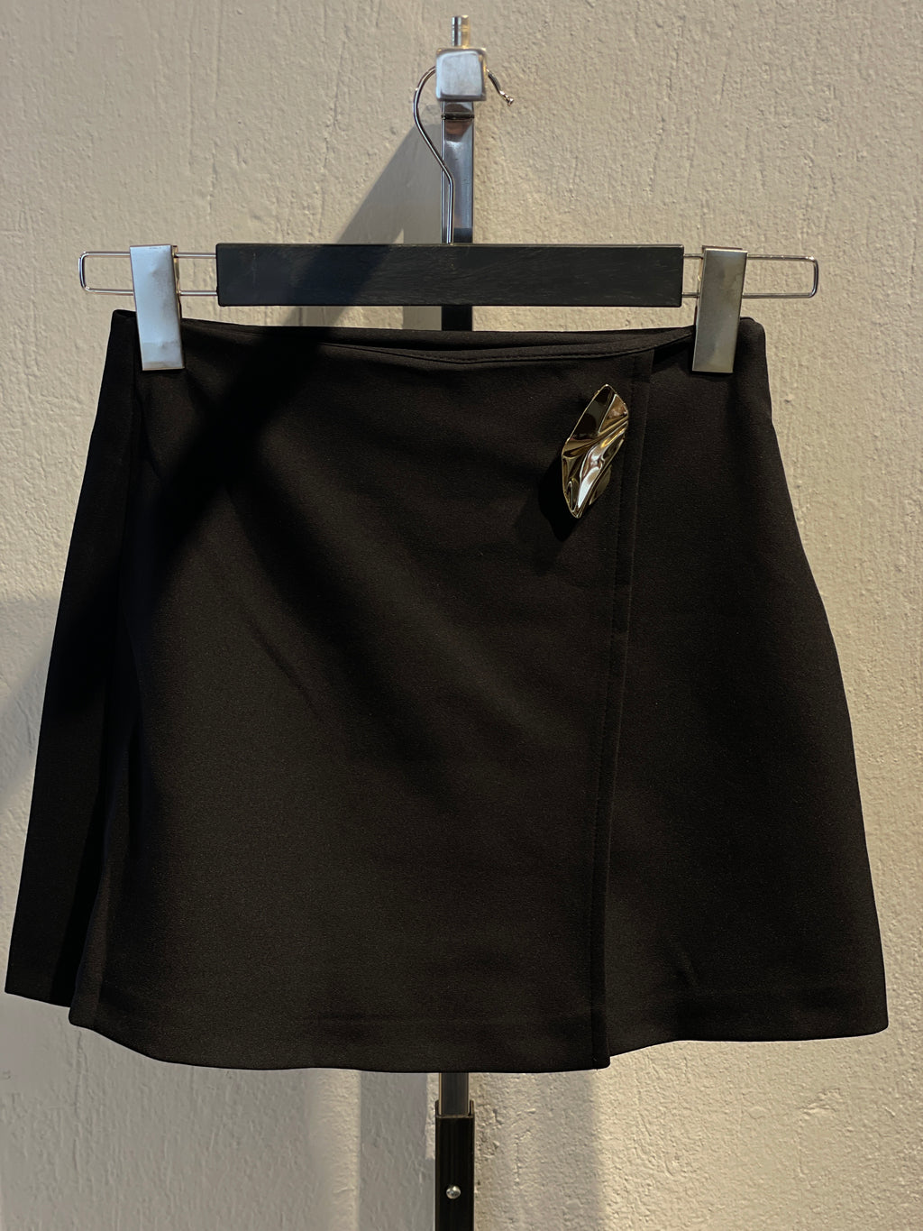 Toka Detaylı Şort Etek