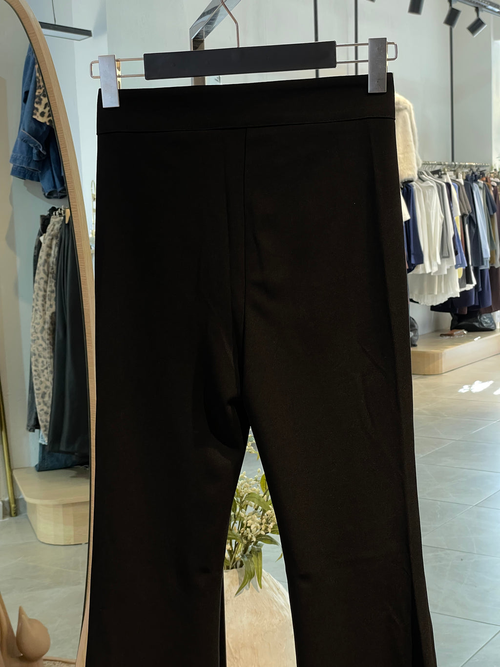 Düğme Detaylı İspanyol Paça Pantolon