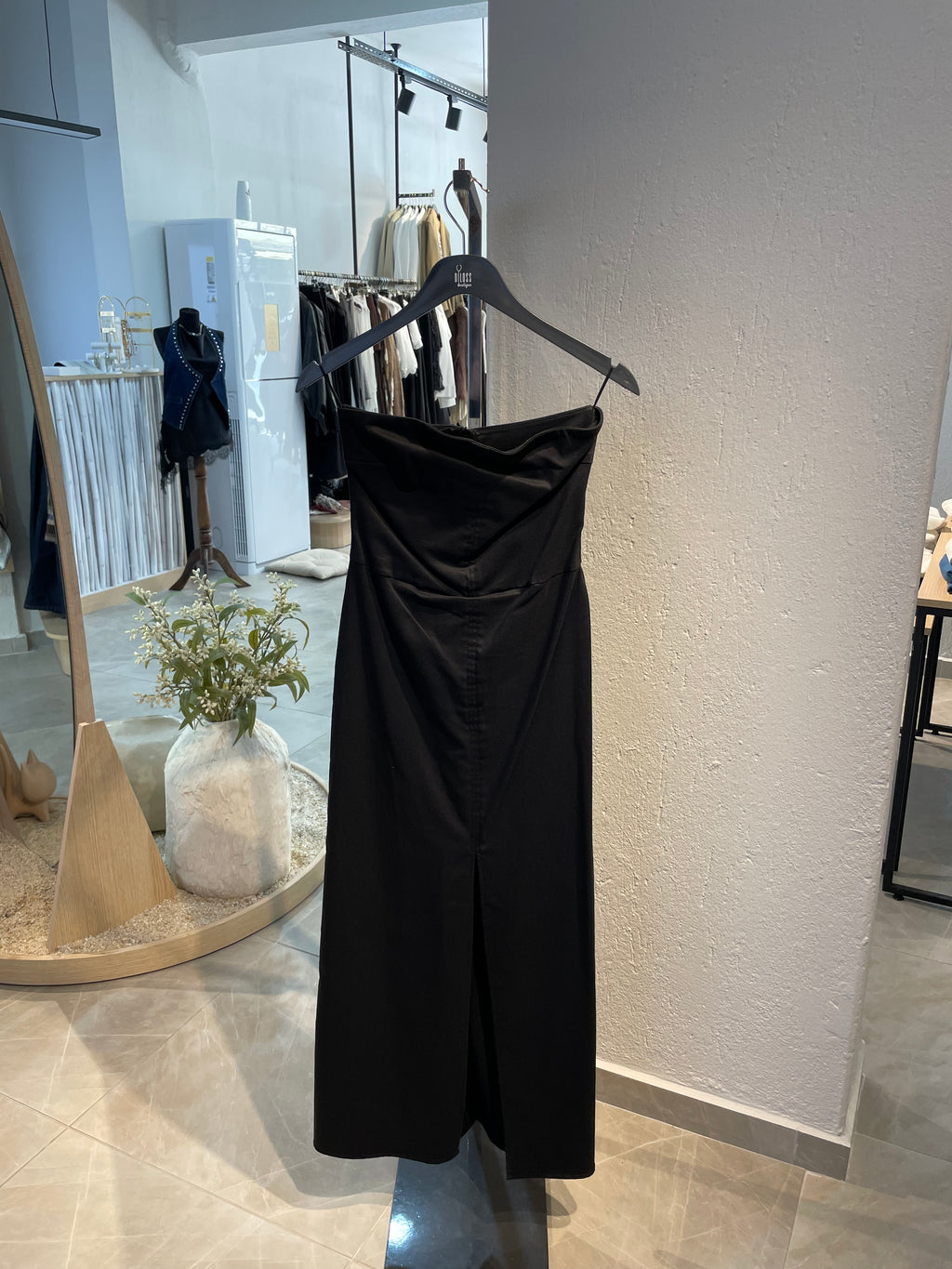 Straplez Yırtmaç Detay Elbise