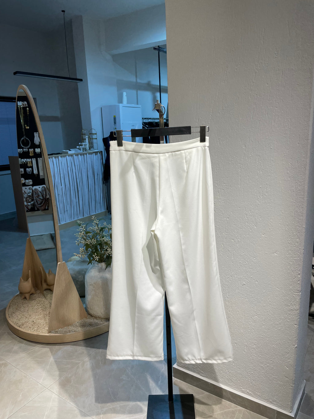 Ekru Sırtı Açık Yelekli Alt-Üst Takım