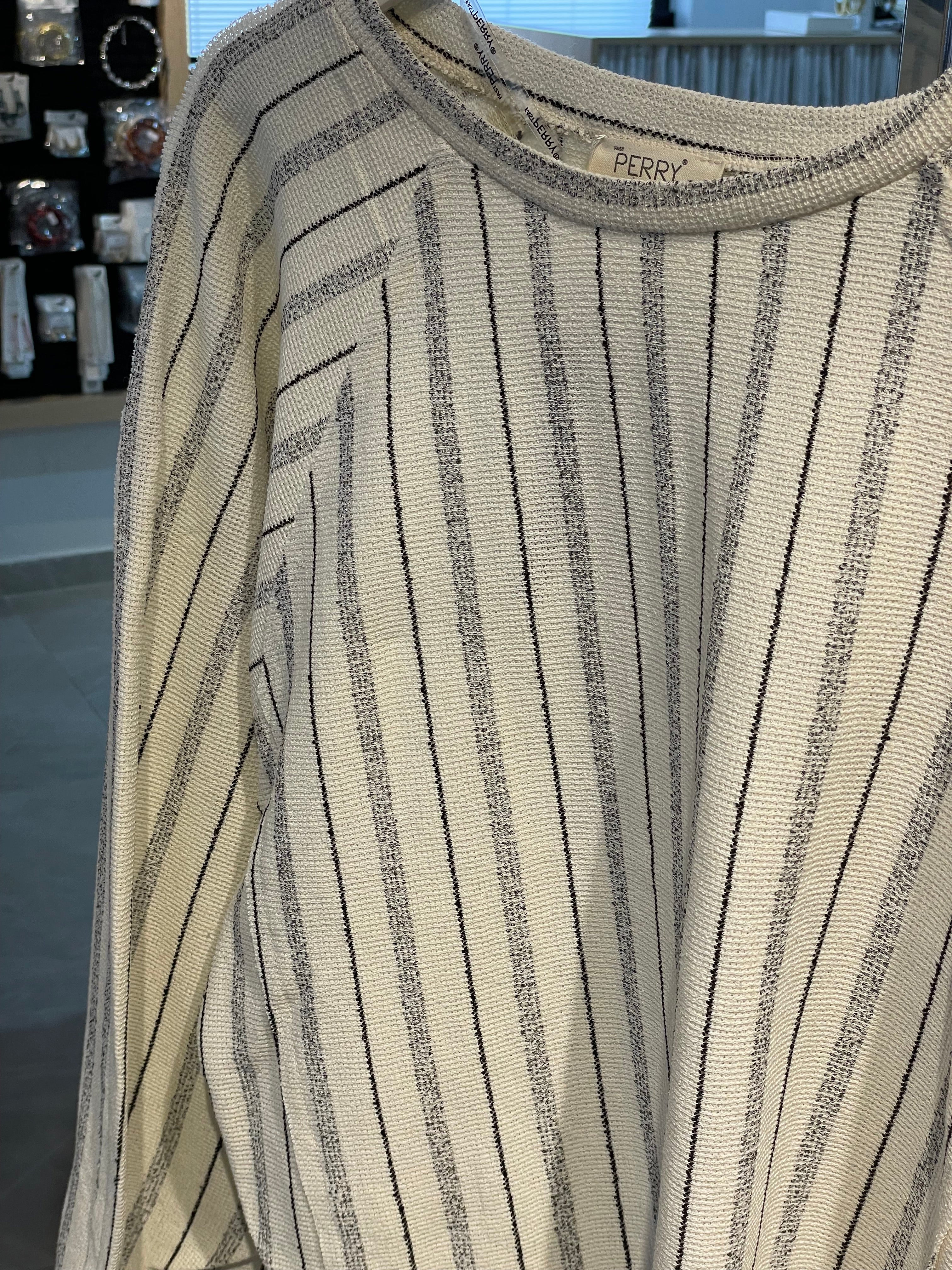 Taş Rengi Çizgili Dokuma Kumaş Alt-Üst Takım