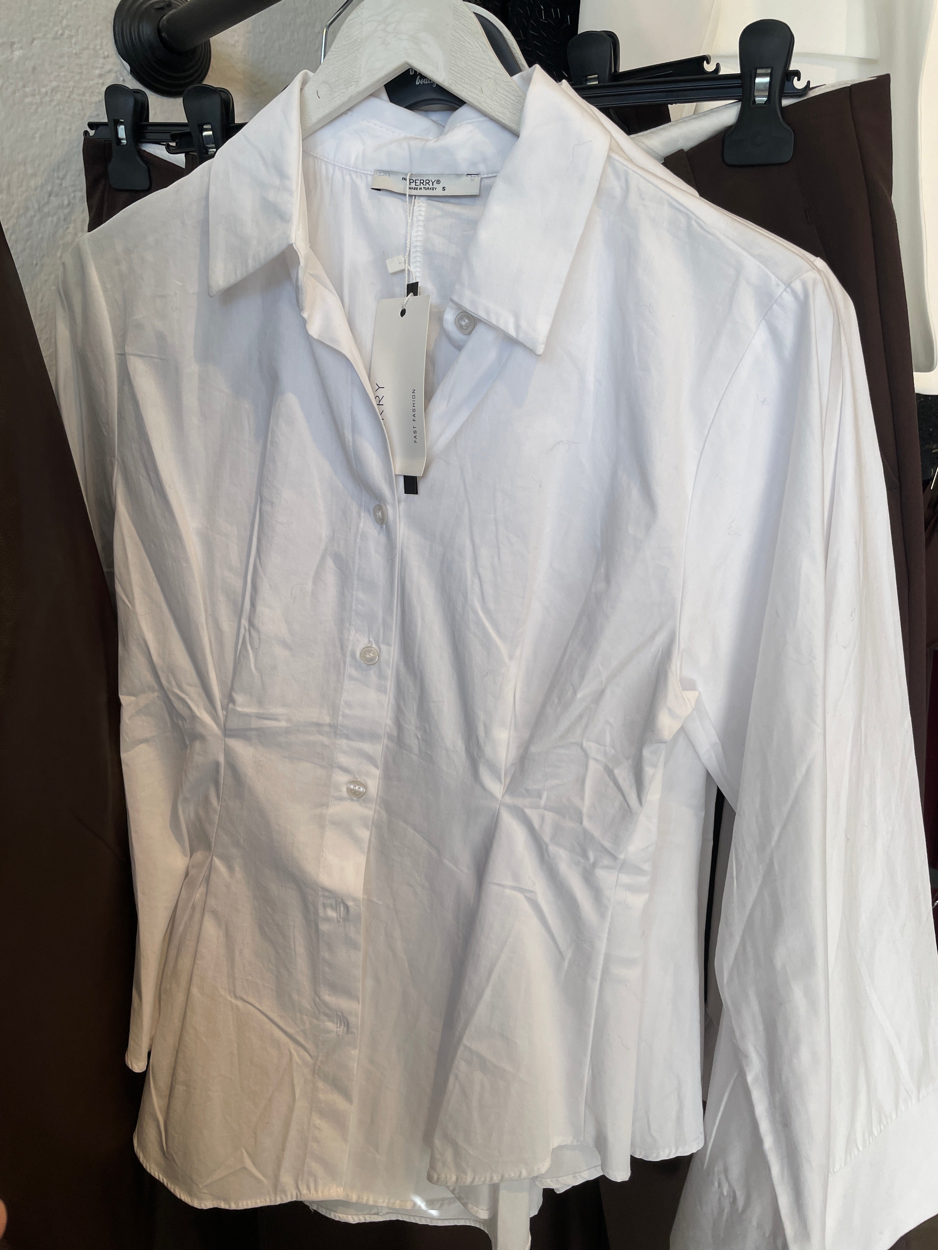 Belden Oturtmalı Beyaz Gömlek