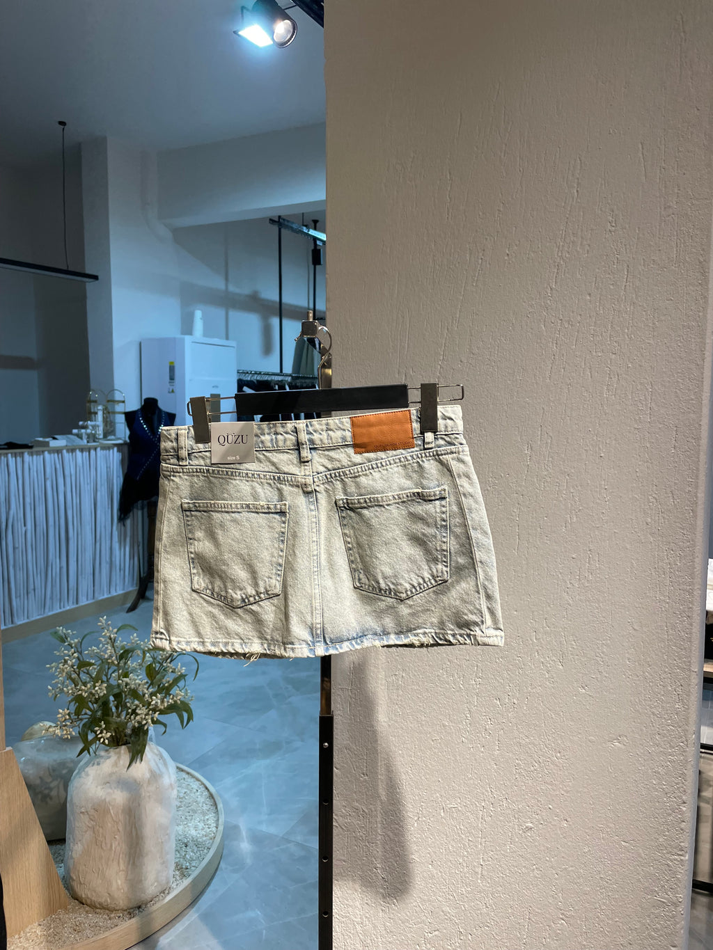 Kısa Buz Mavisi Etek