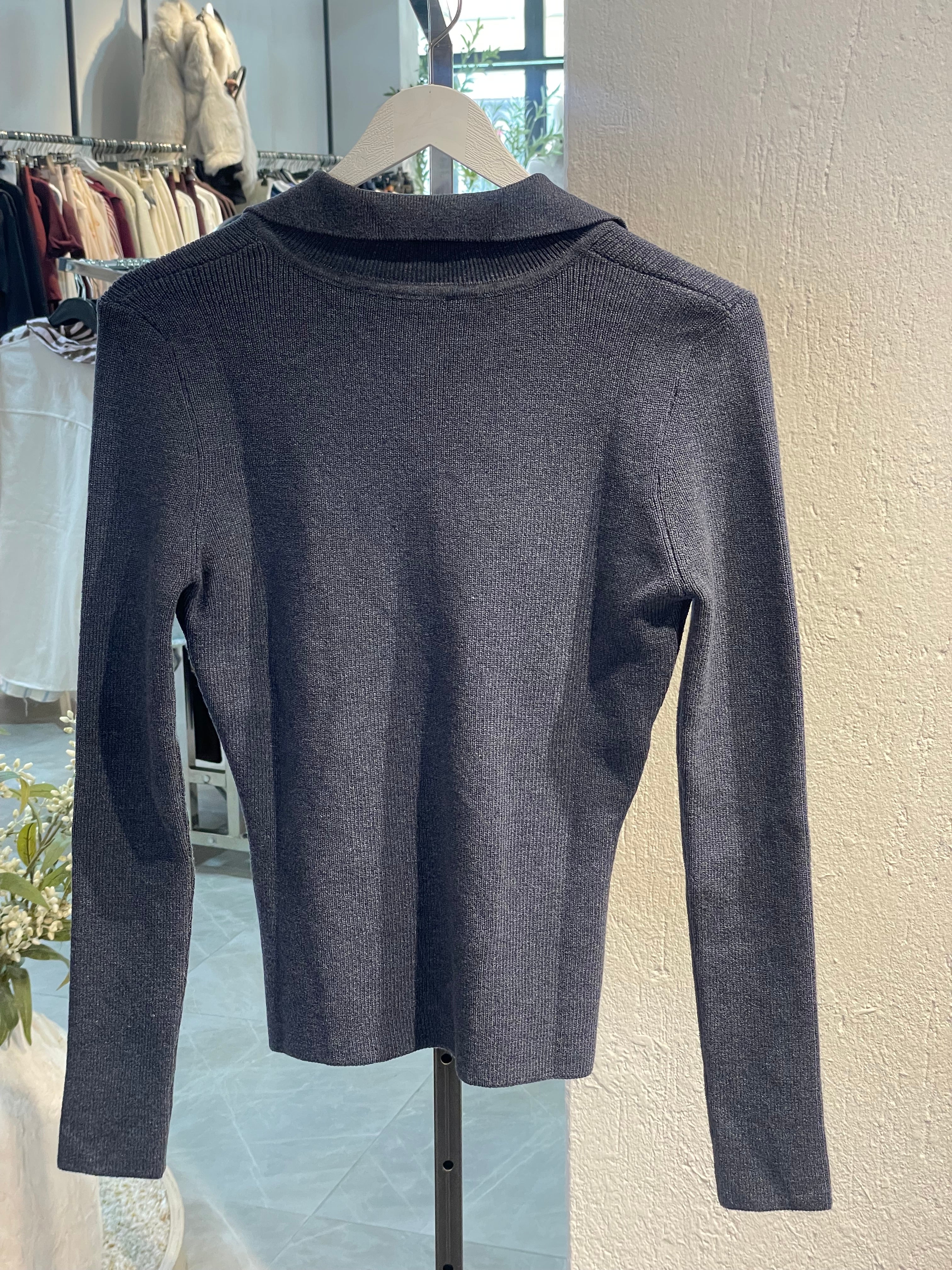 Dlvn Dik Yaka Çıtçıtlı Triko Kazak