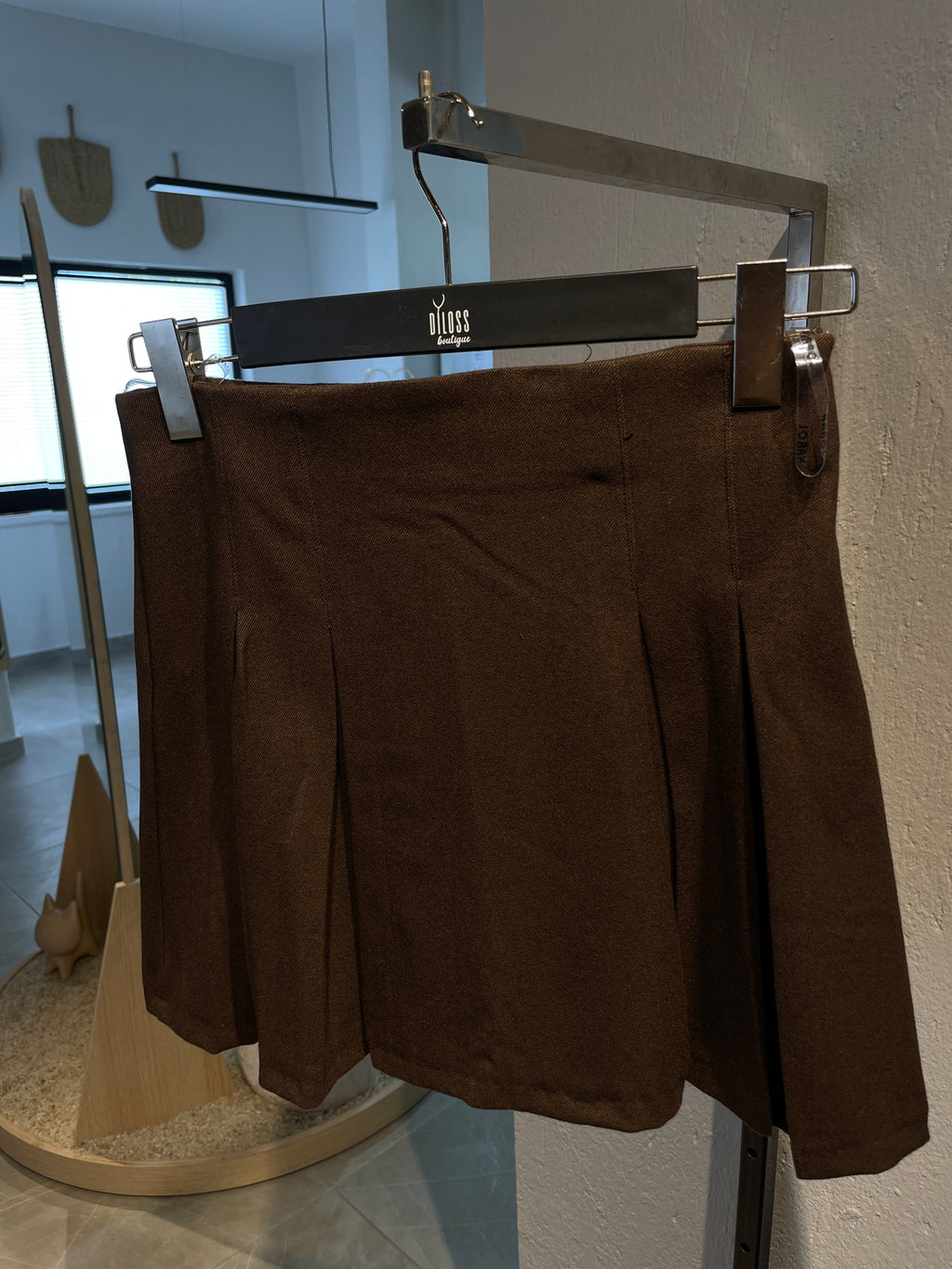 Kahverengi Dokulu Pileli Şort Etek