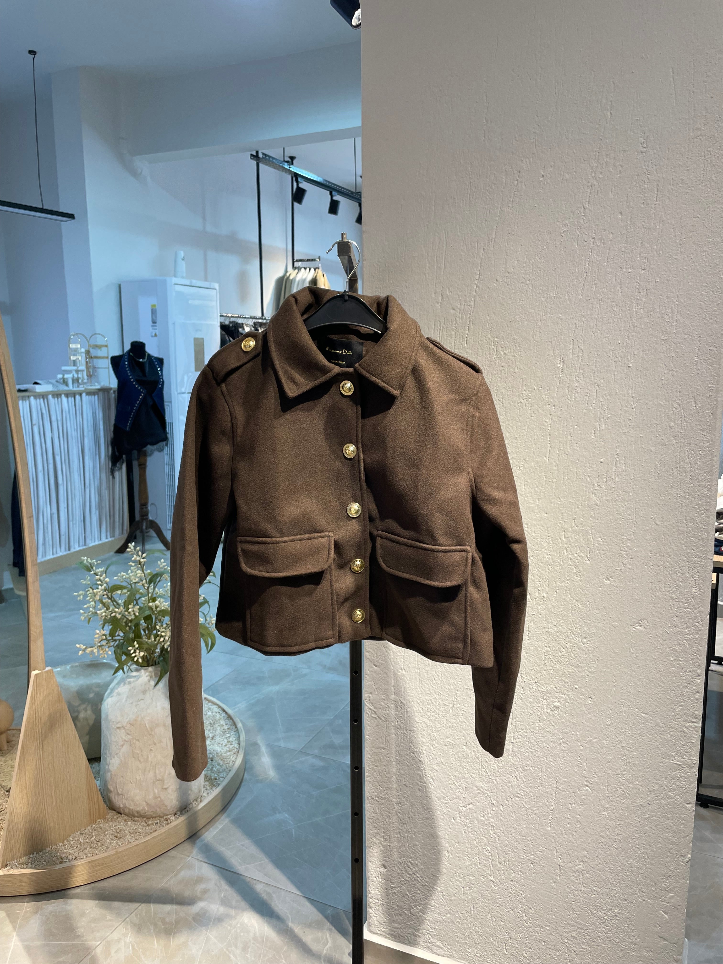 Marka Kaşe Kısa Ceket