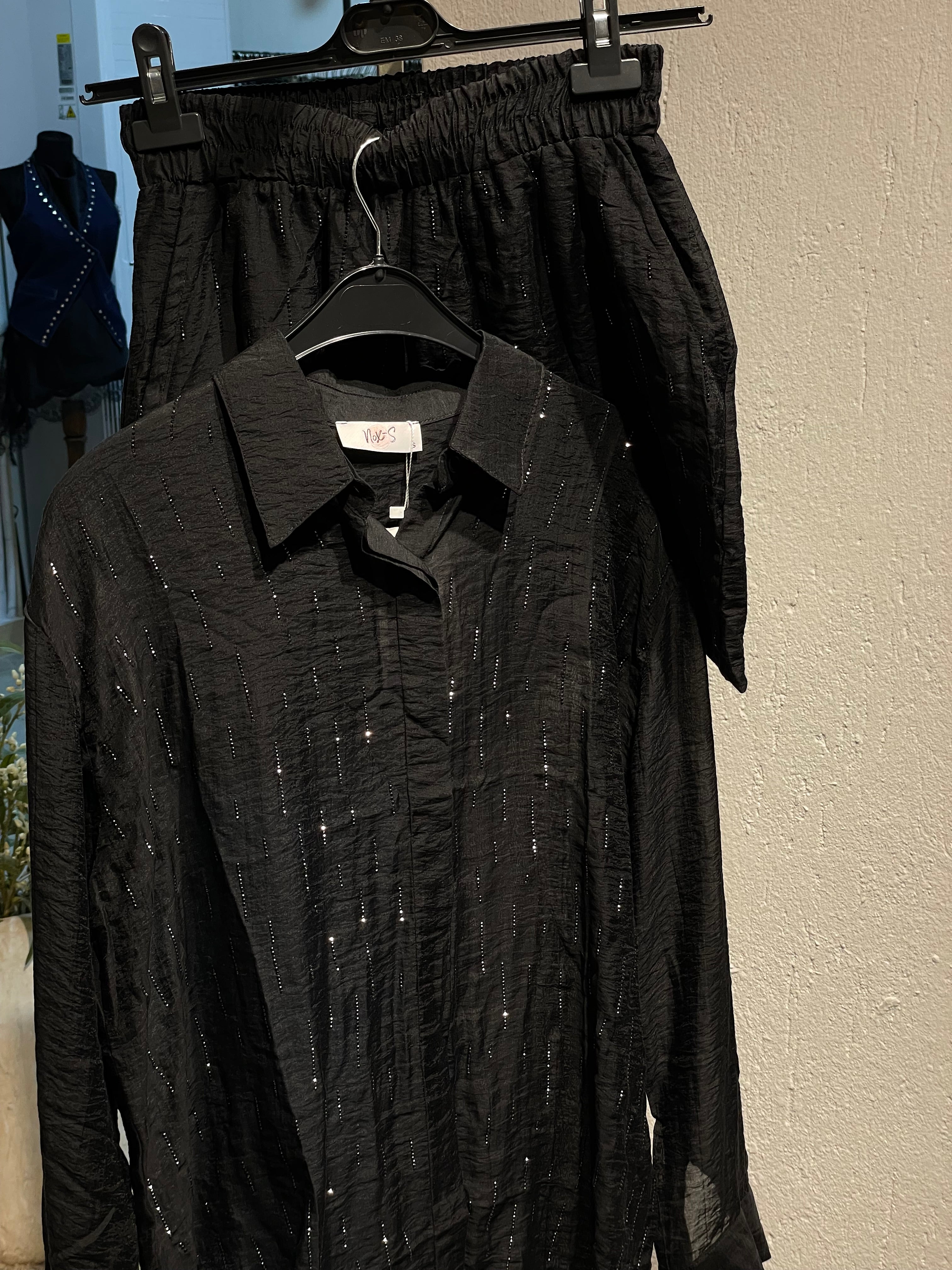 Taşlı SiyahGömlek-Şort Takım