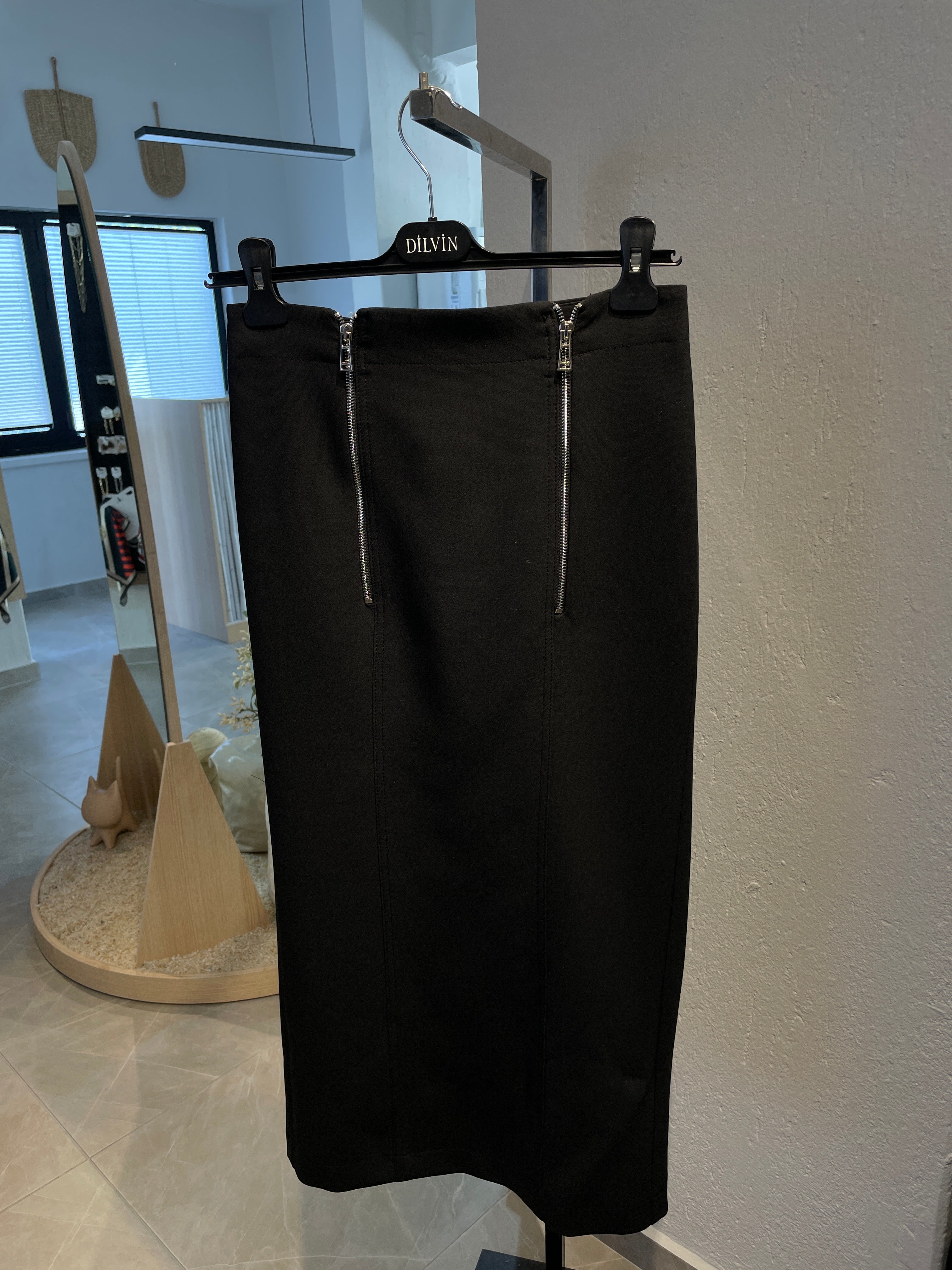 Fermuar Detaylı Midi Etek