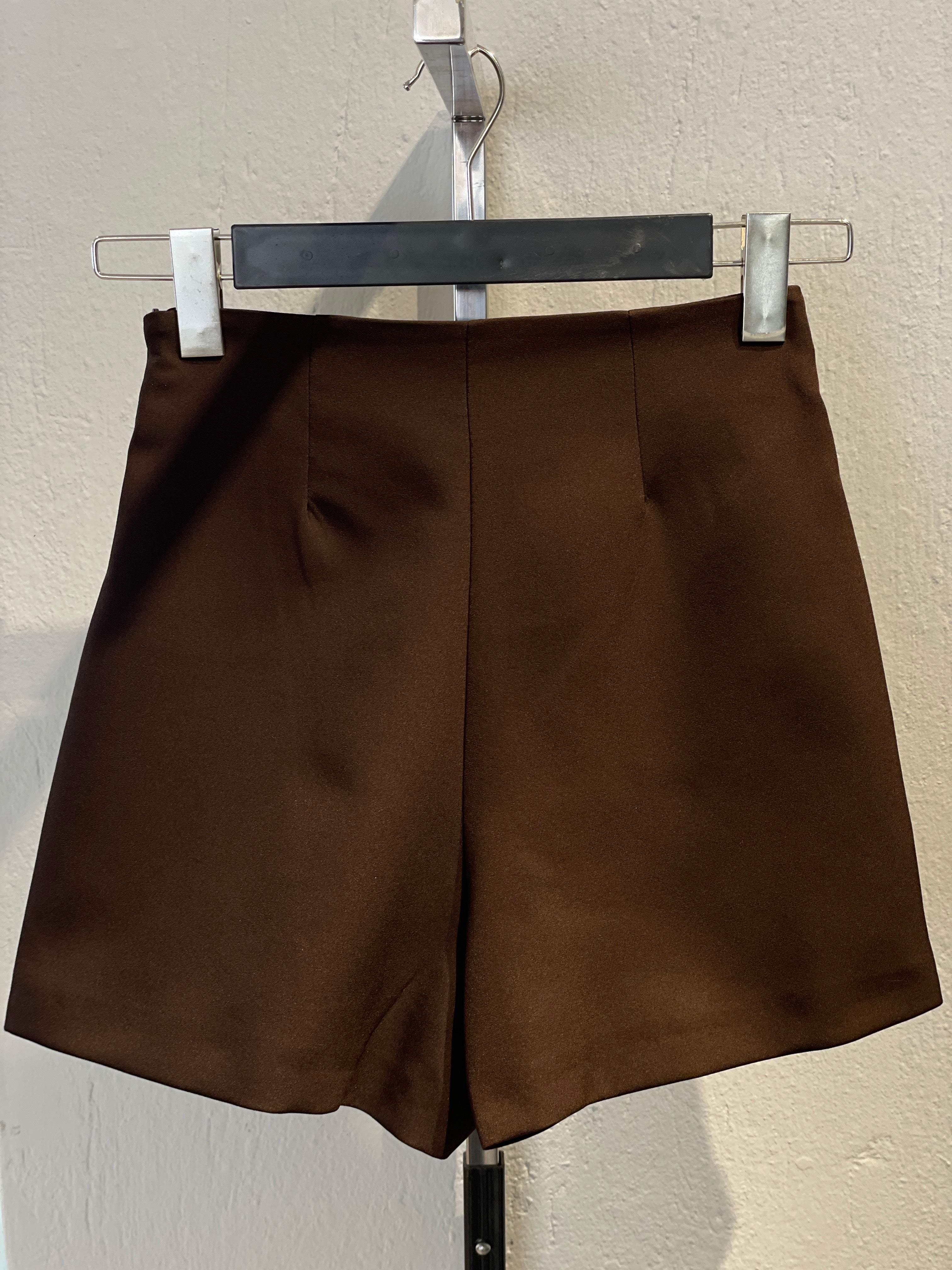 Toka Detaylı Şort Etek