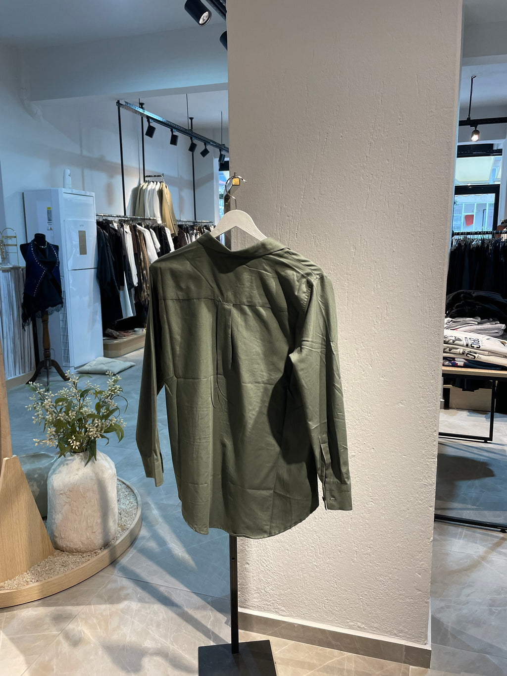 Markalı Rahat Kesim Gömlek