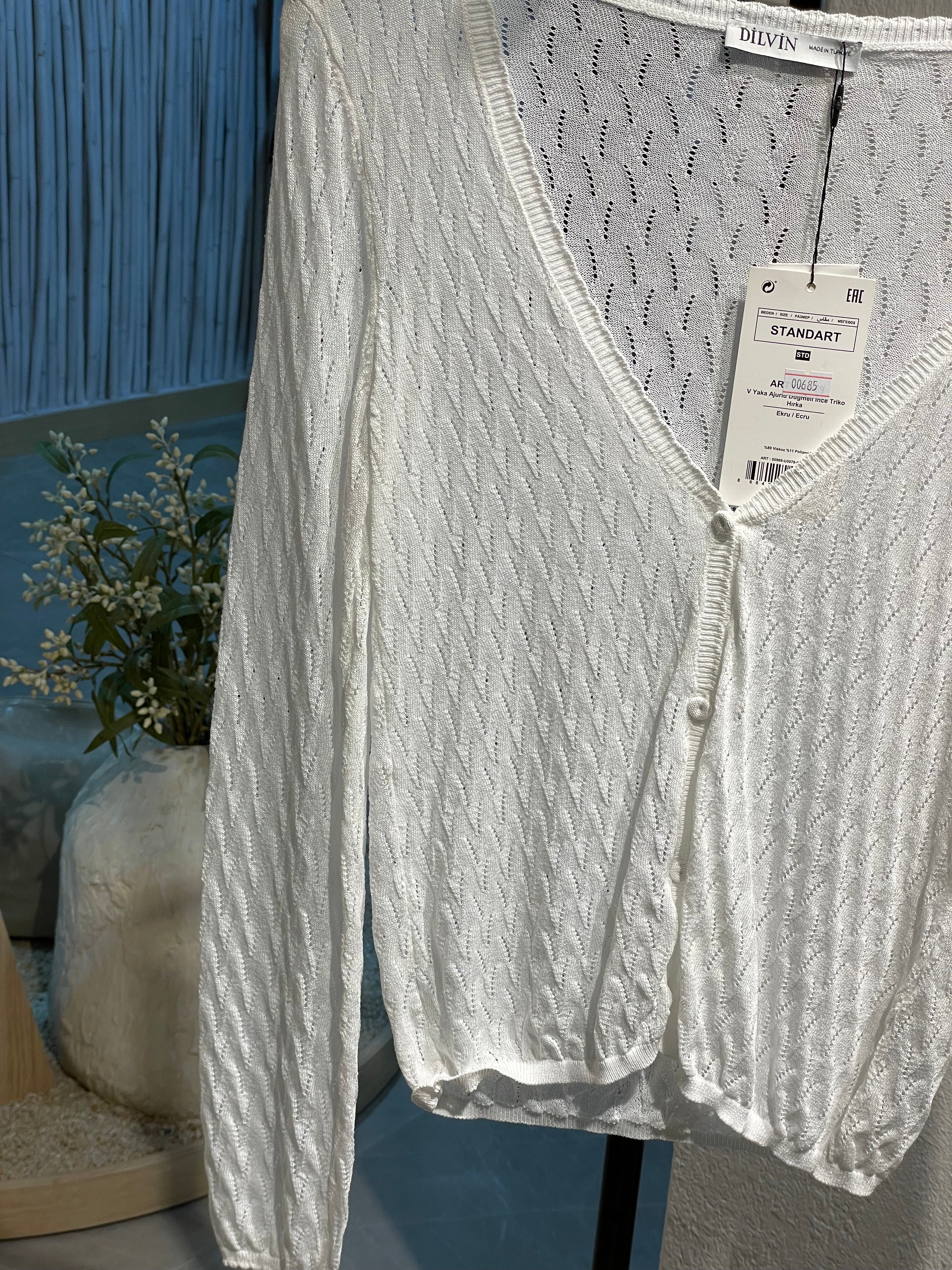 Dilvin V Yaka Ajurlu İnce Triko