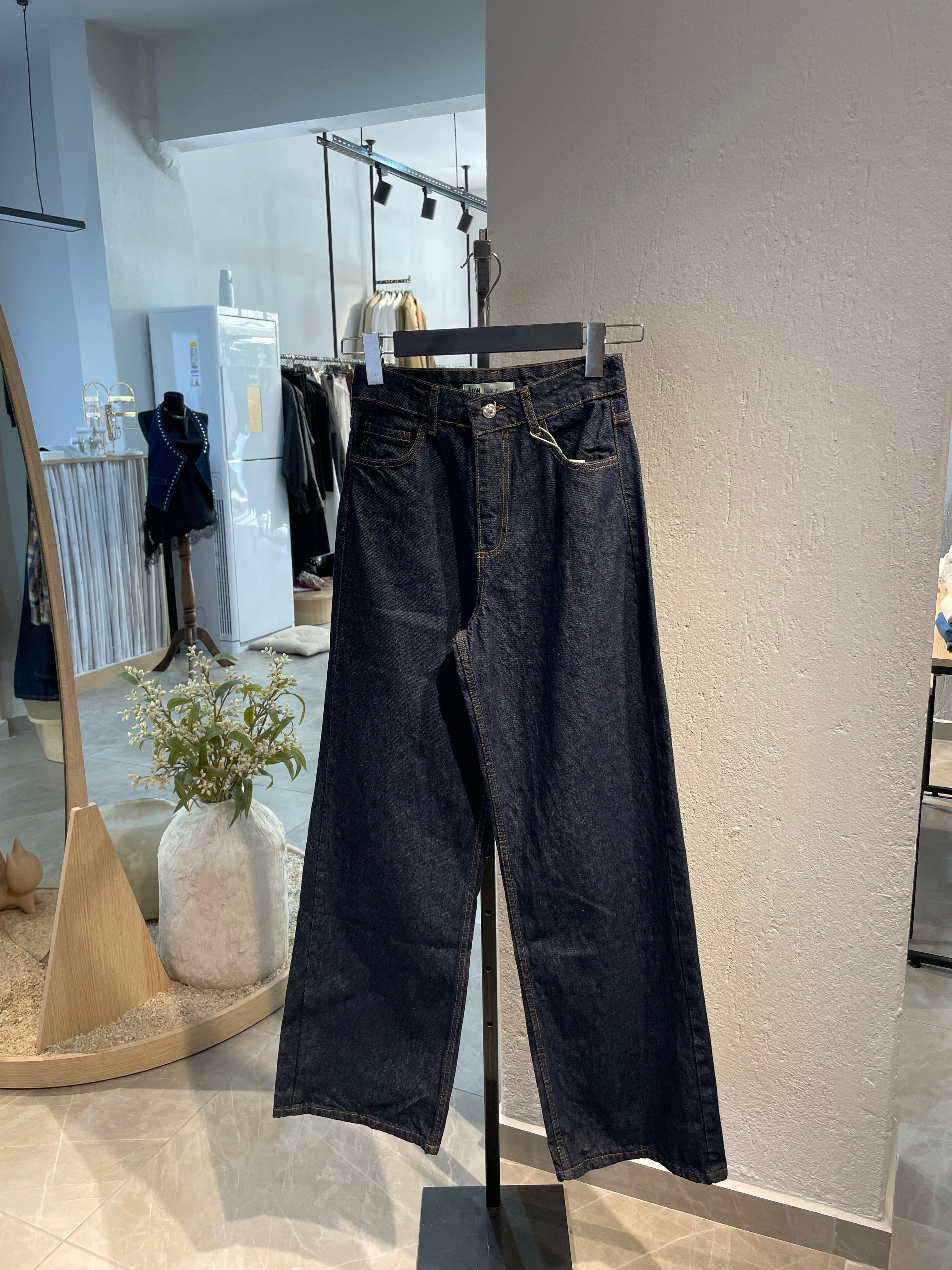 Bol Kesim Koyu Lacivert Kot Pantolon