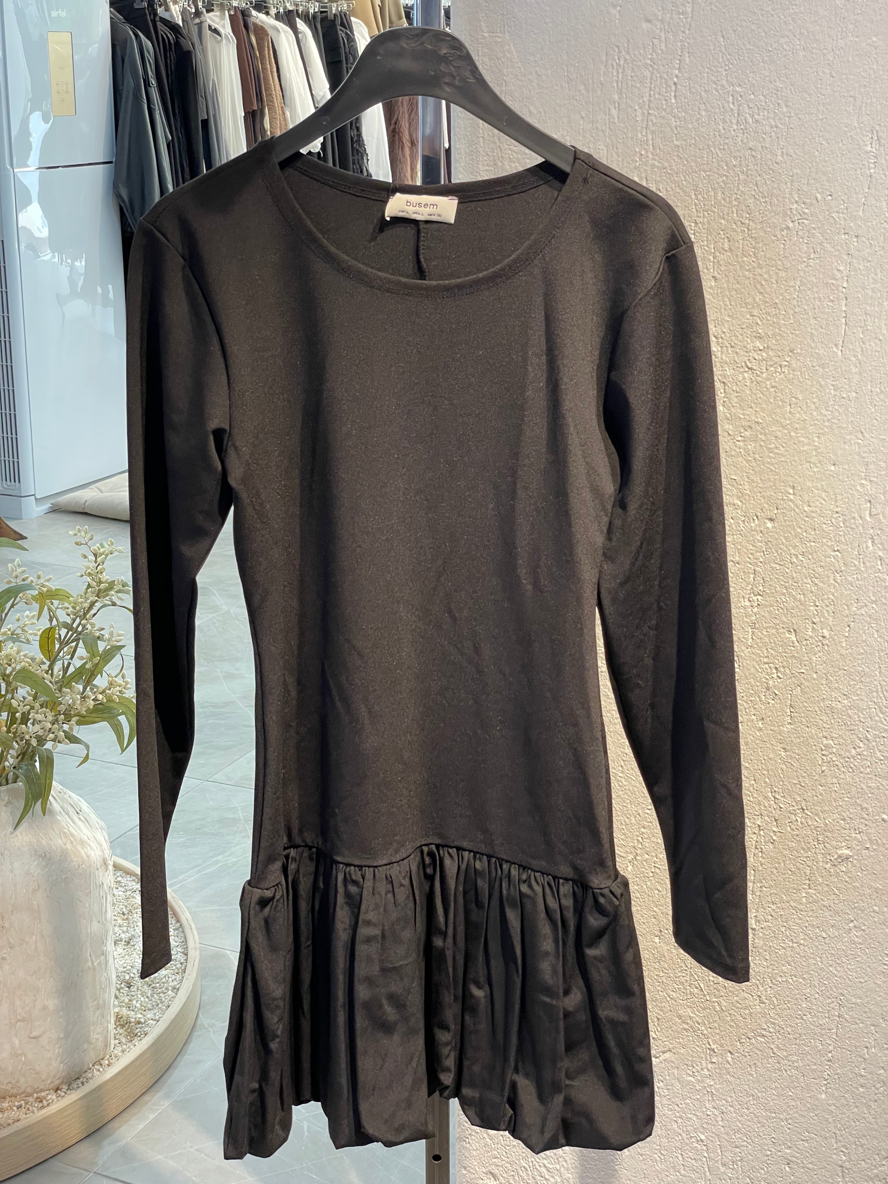 Siyah Uzun Kollu Balon Etek Şık Elbise