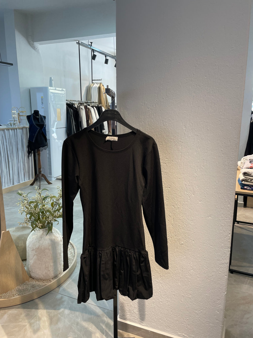 Siyah Uzun Kollu Balon Etek Şık Elbise