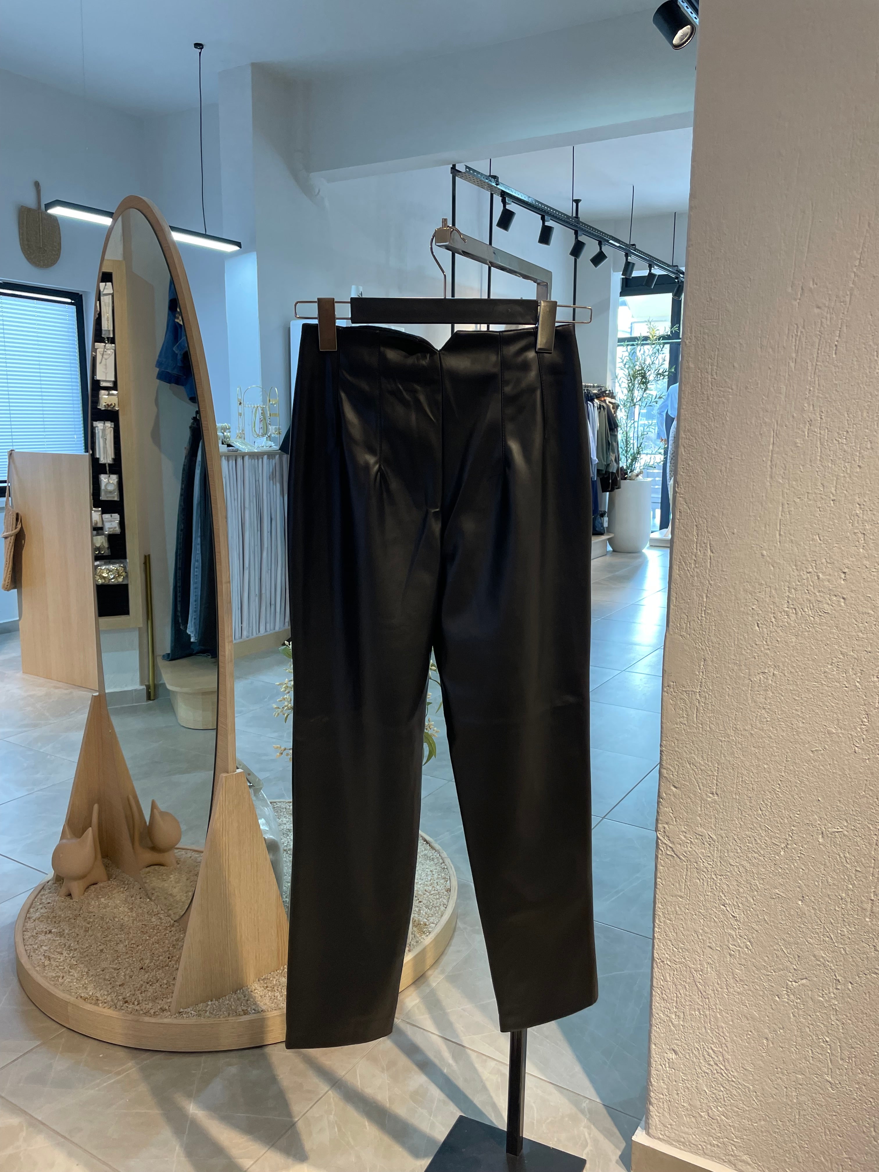 Deri Havuç Kesim Pantolon