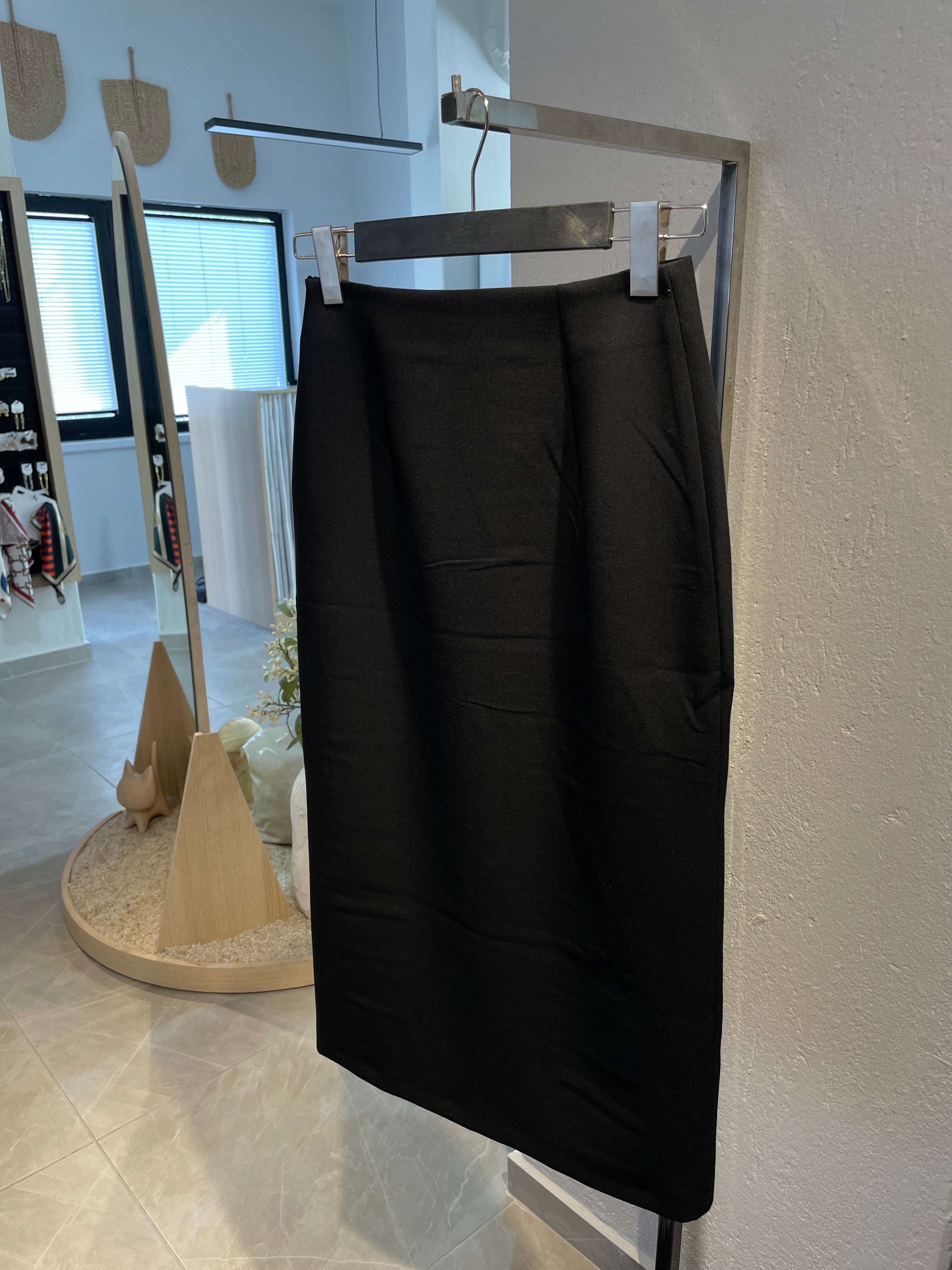 Önden Yırtmaçlı Kalem Midi Etek