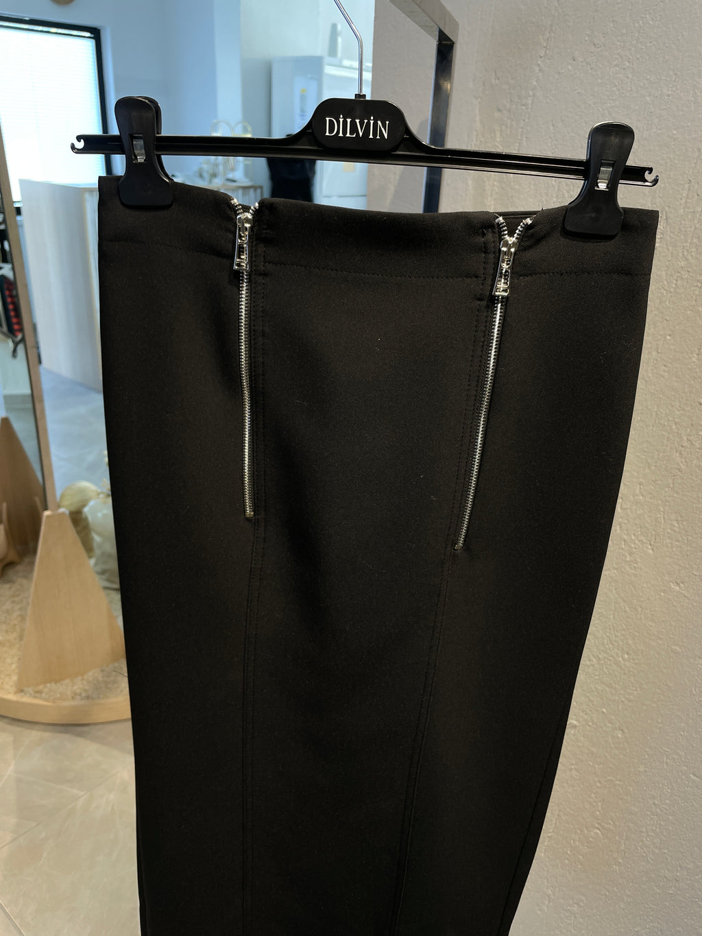 Fermuar Detaylı Midi Etek