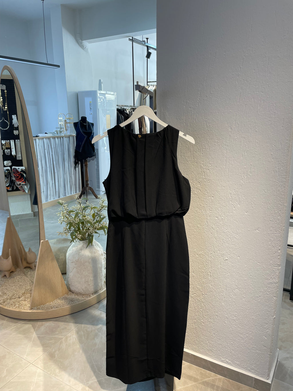 Önden Yırtmaç Büzgülü Elbise