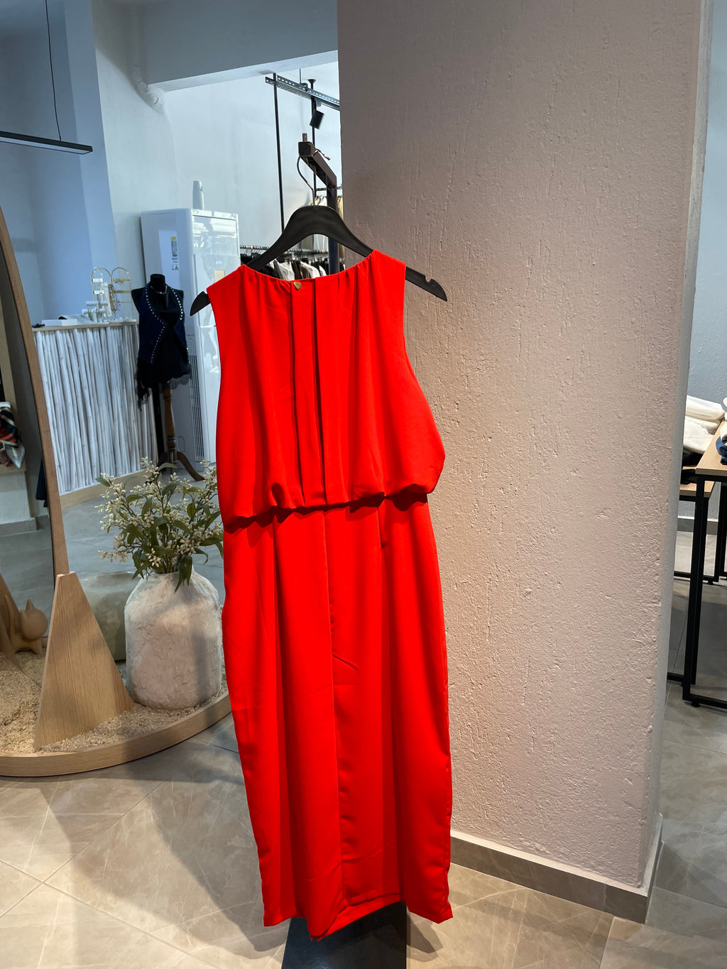 Önden Yırtmaç Büzgülü Elbise