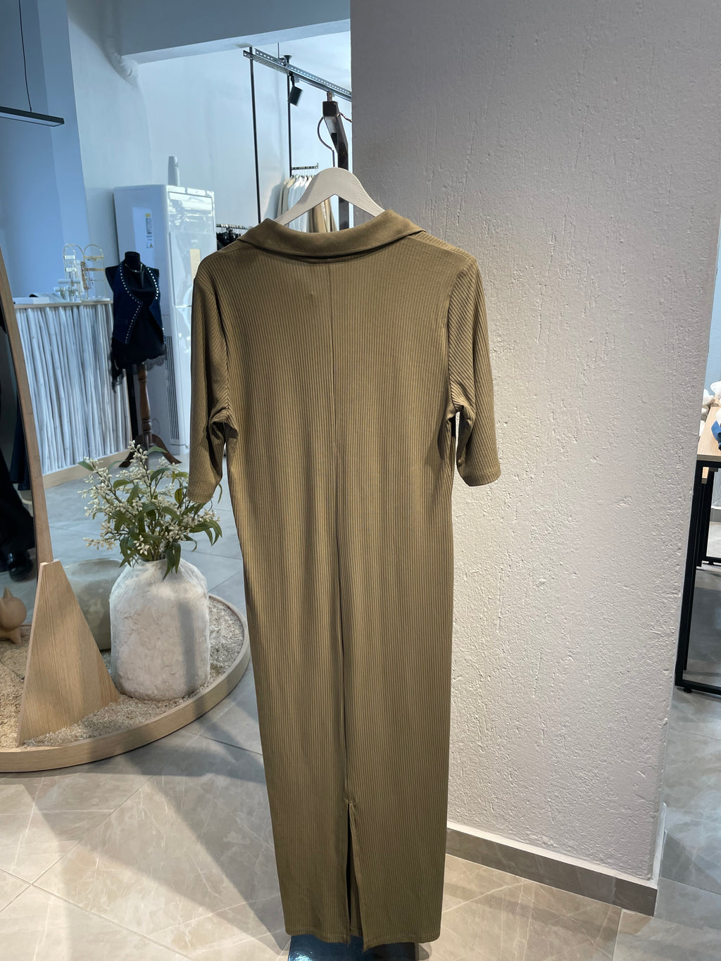 Zeytin Yeşili Düğmeli Günlük Elbise