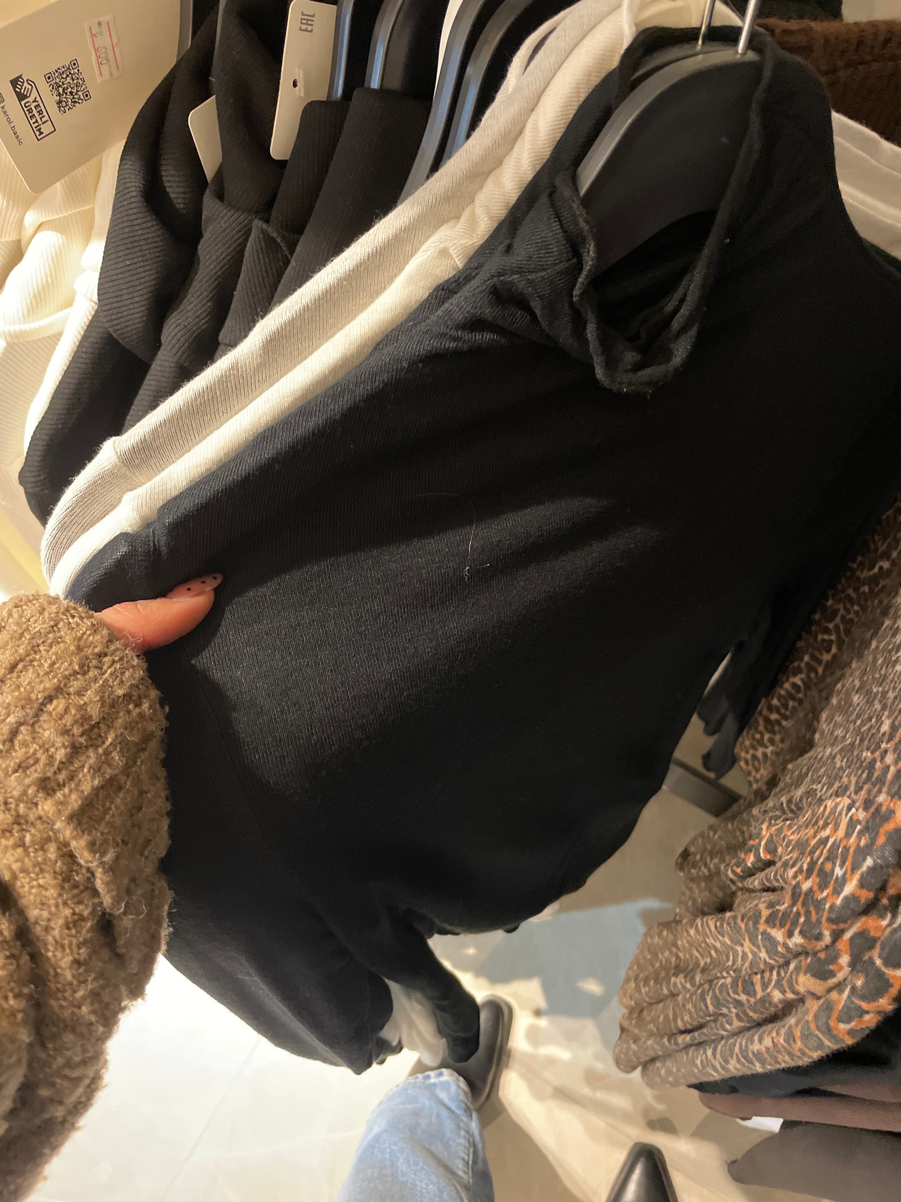 BM Transparan Yumuşak Kazak