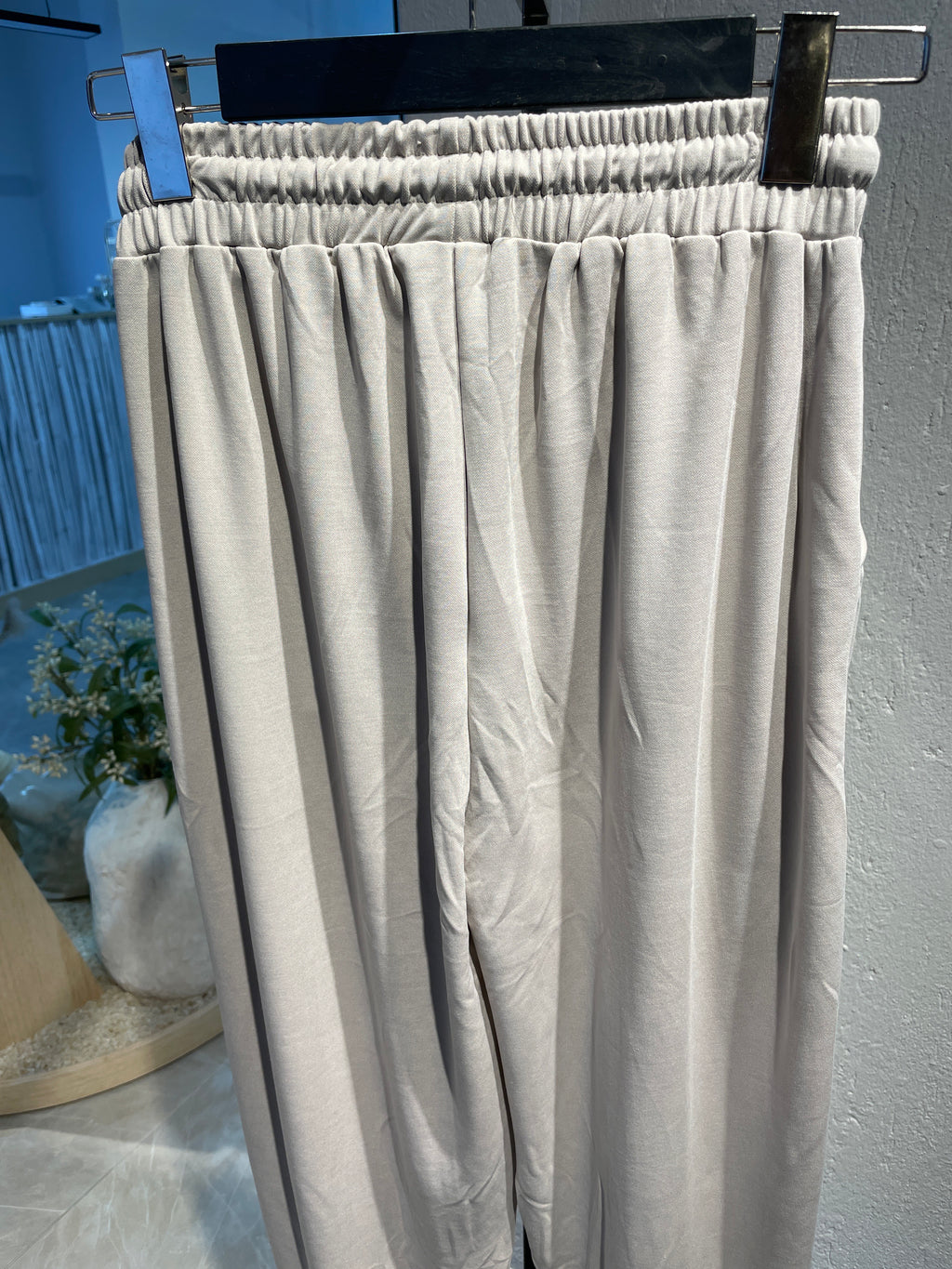 Bej Rahat Kesim Eşofman Altı