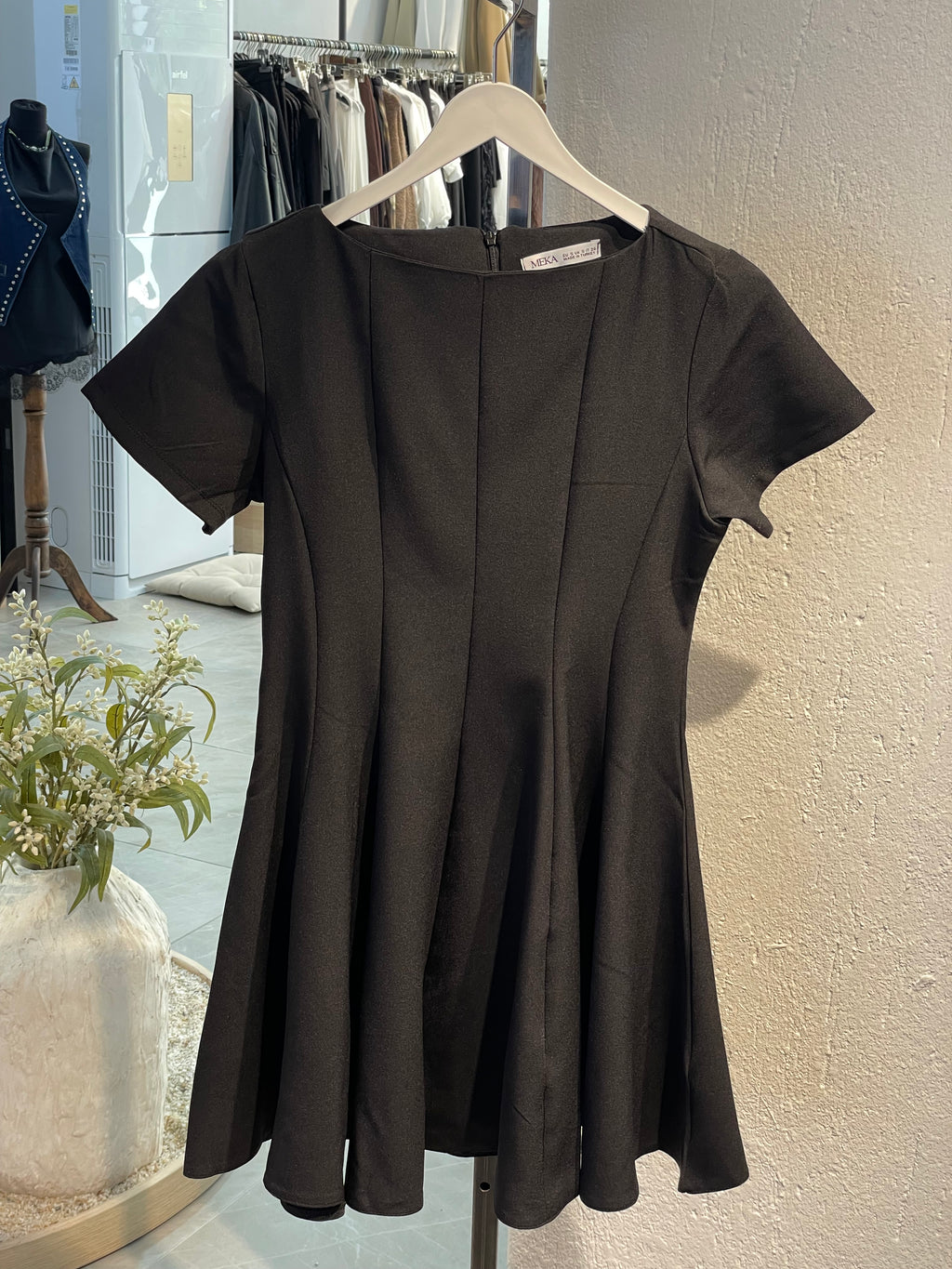 Şeritli Kısa Elbise