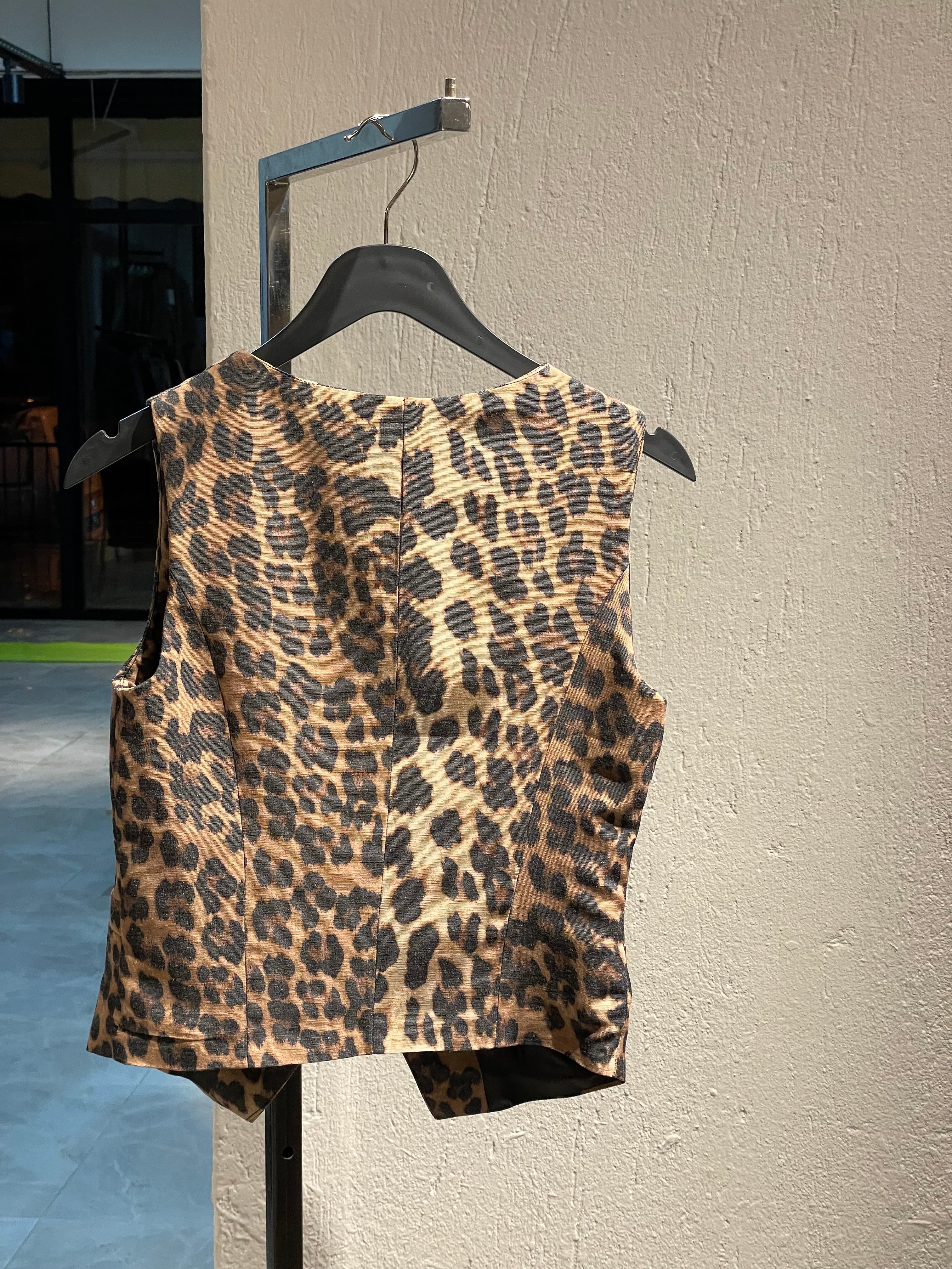 Leopar Desenli Kısa Yelek