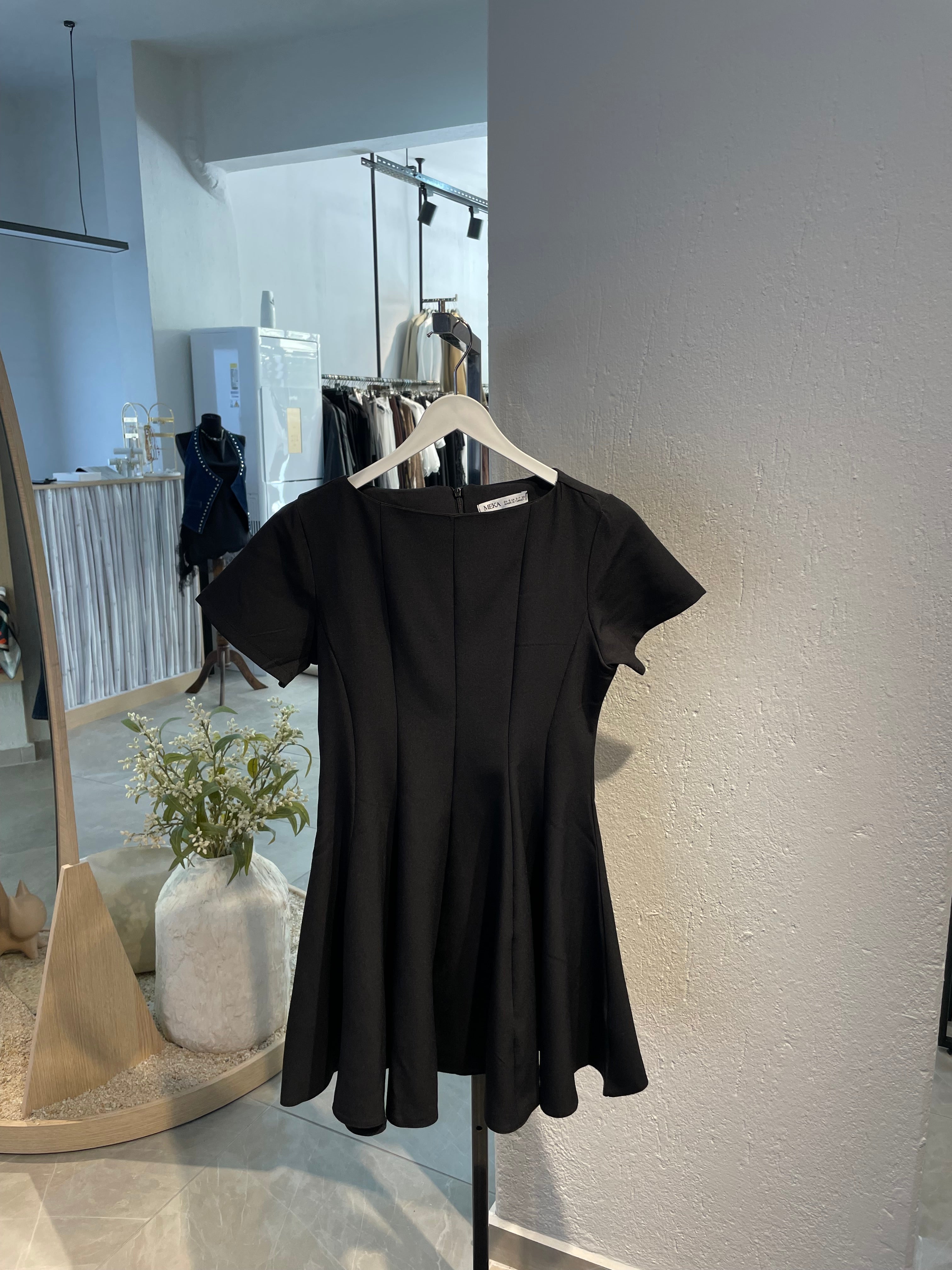 Şeritli Kısa Elbise