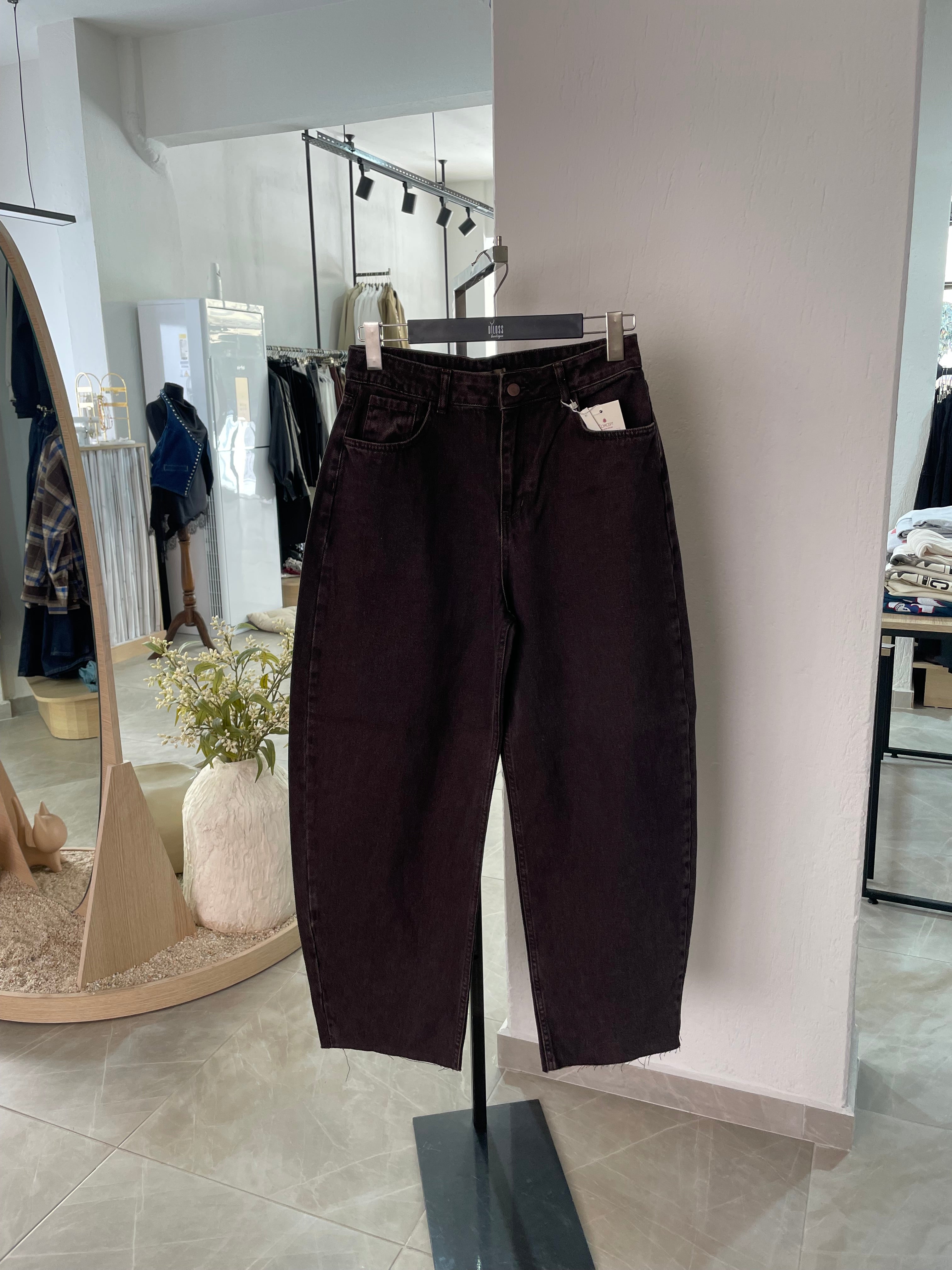 Kahverengi Eskitmeli Balon Paça Jean