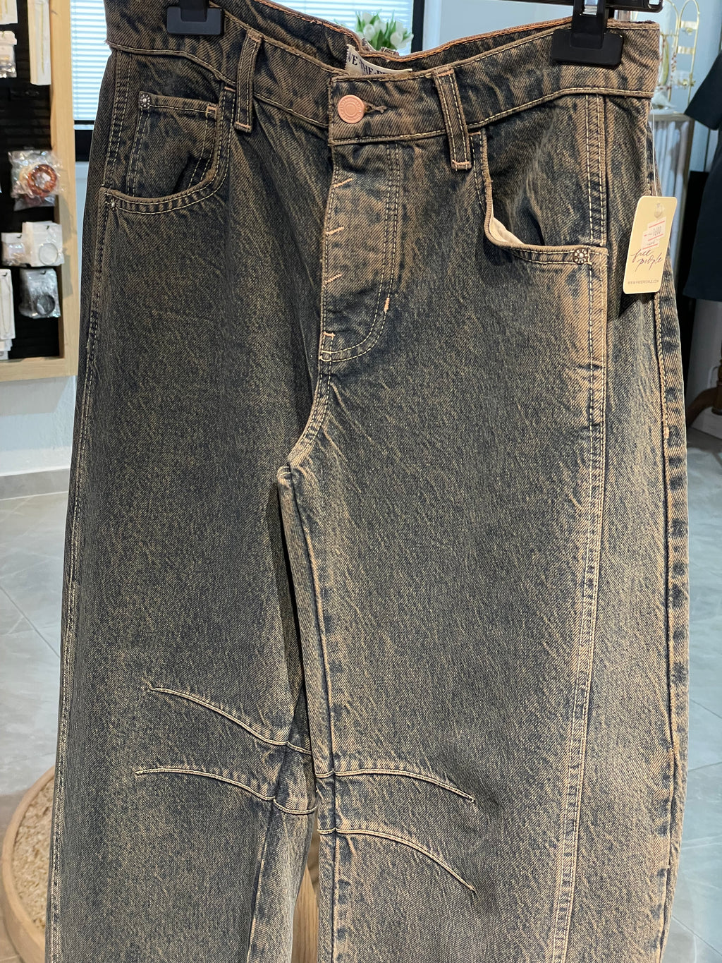 Marka Eskitmeli Balon Kesim Pantolon