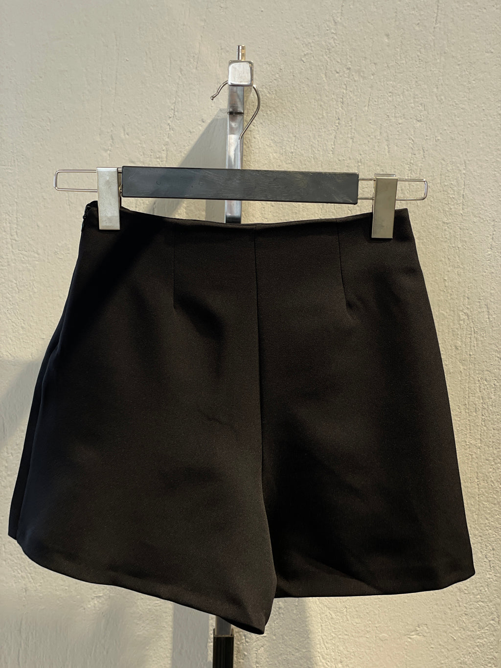 Toka Detaylı Şort Etek