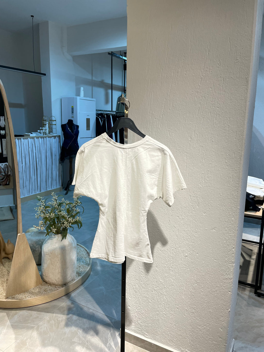 Dilvin Belden Oturtmalı Beyaz Üst