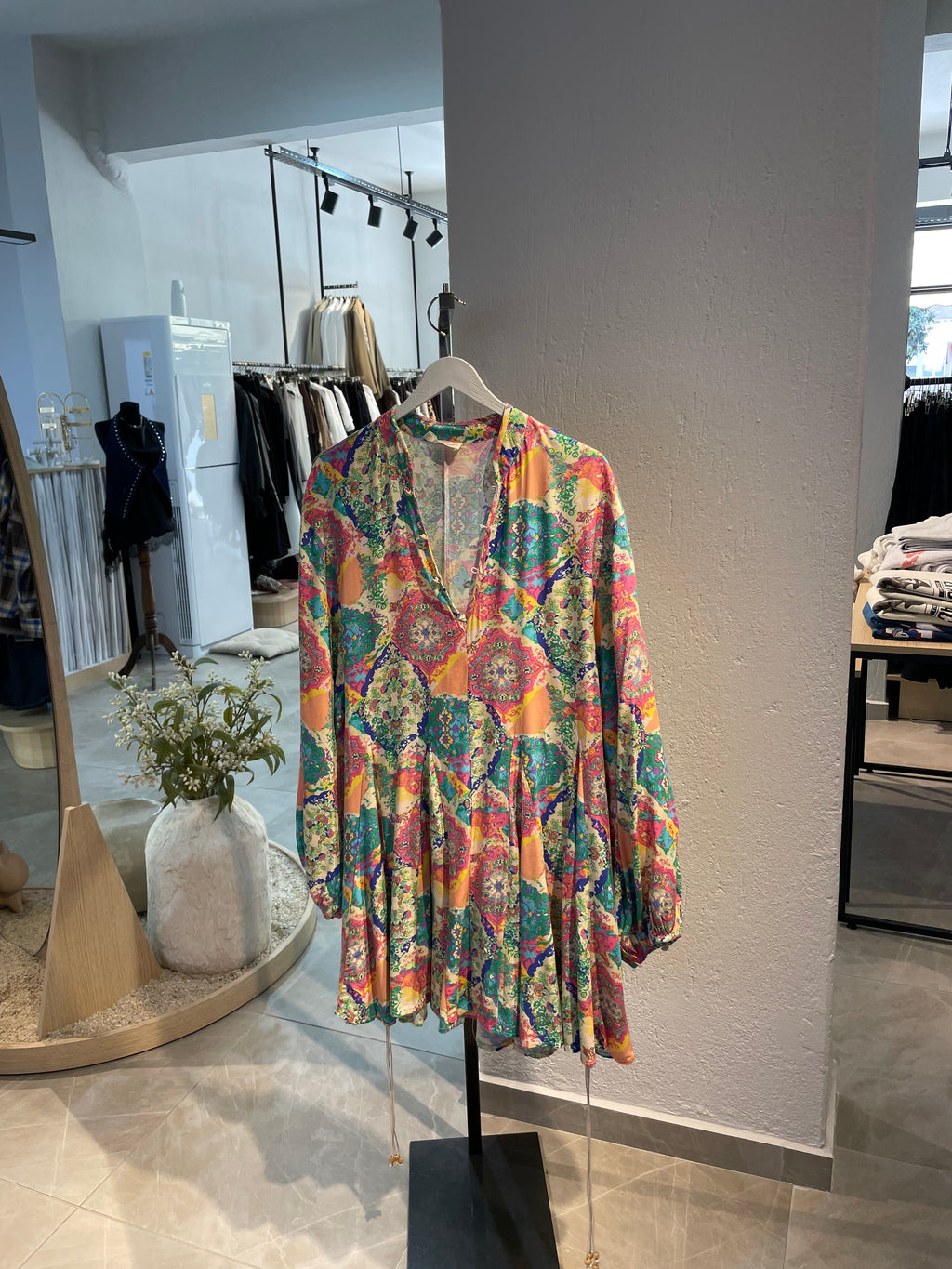 Desenli Kısa Kemerli Elbise