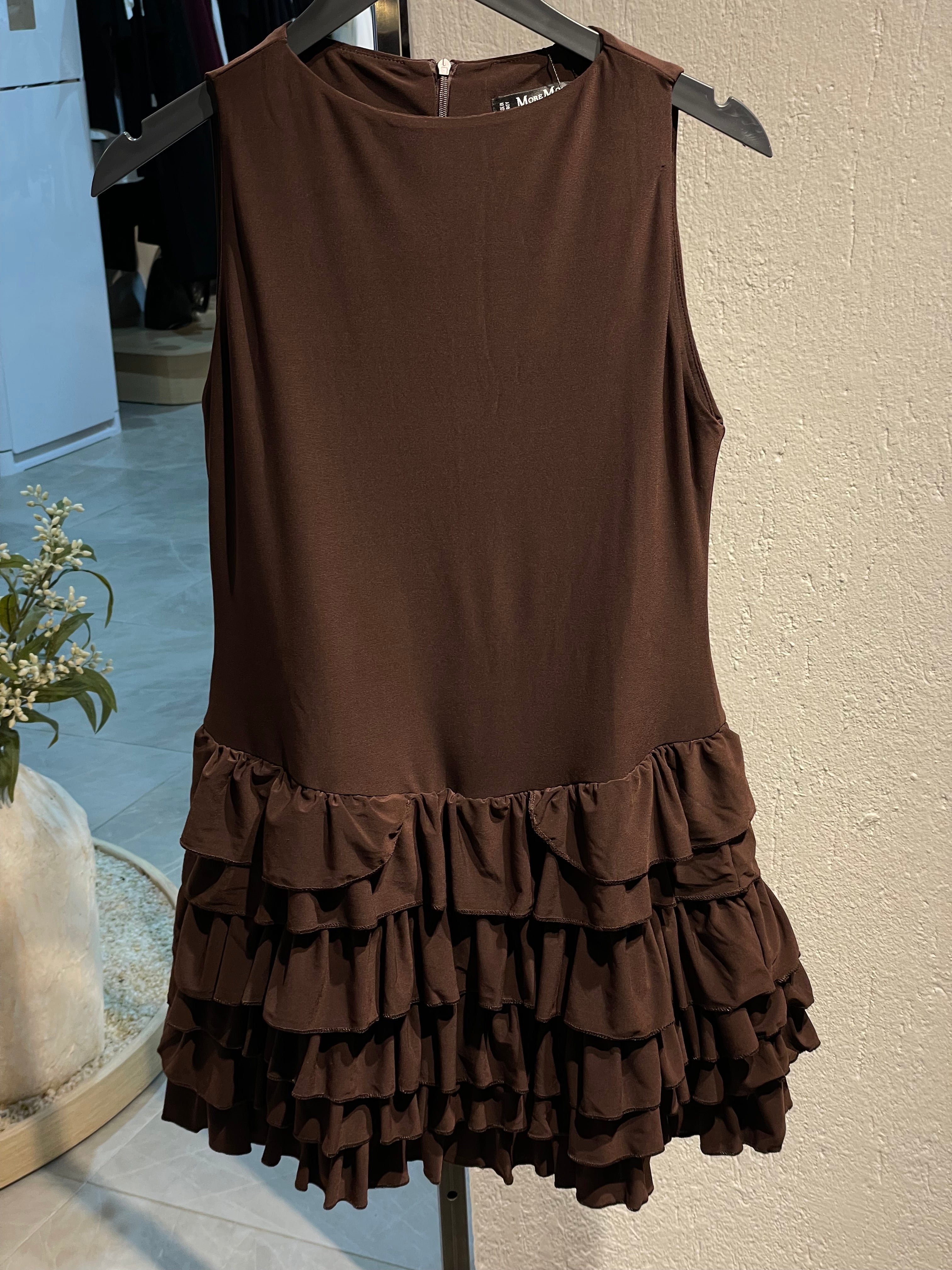 Kahverengi Fırfırlı Elbise