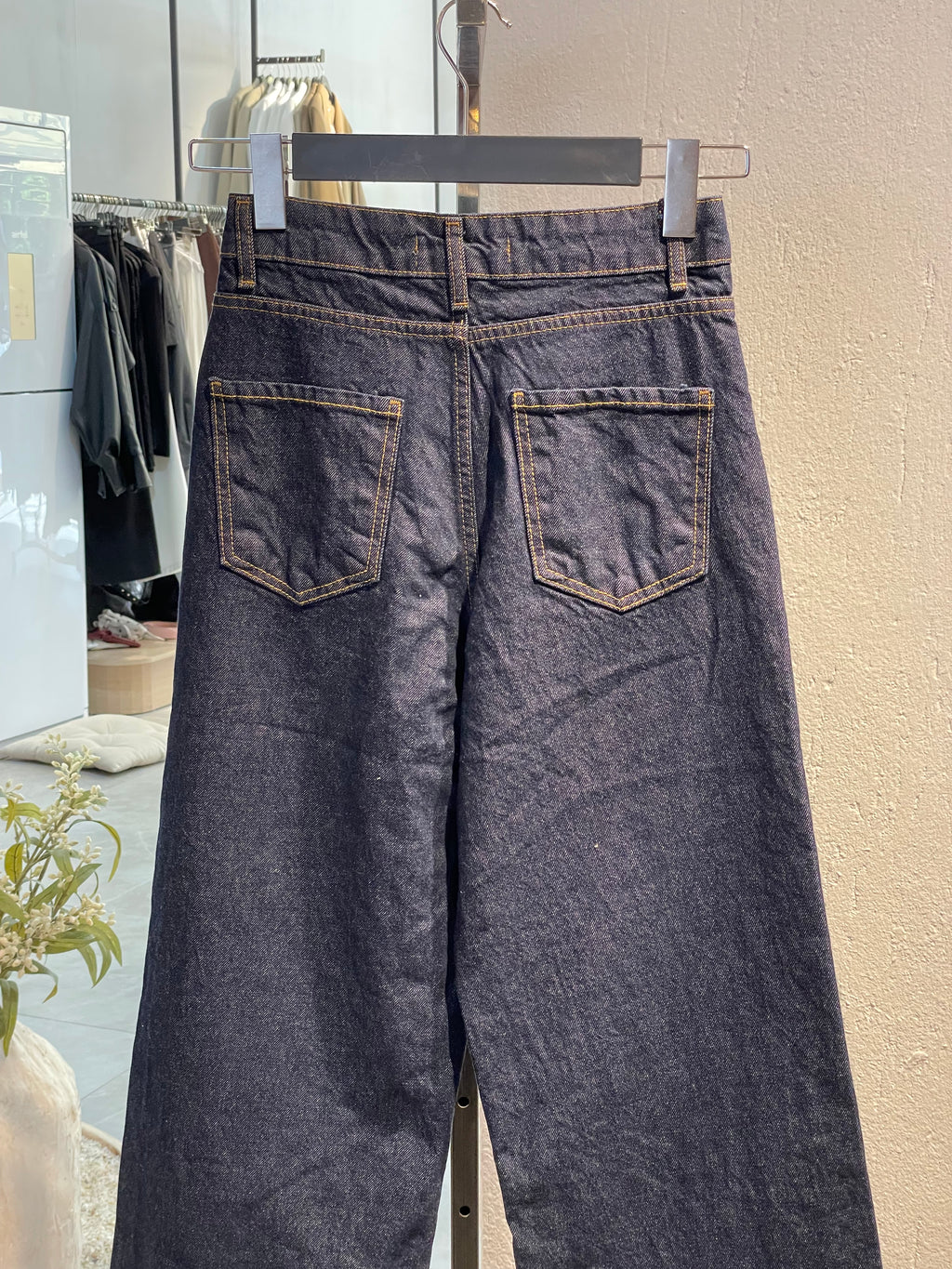 Bol Kesim Koyu Lacivert Kot Pantolon