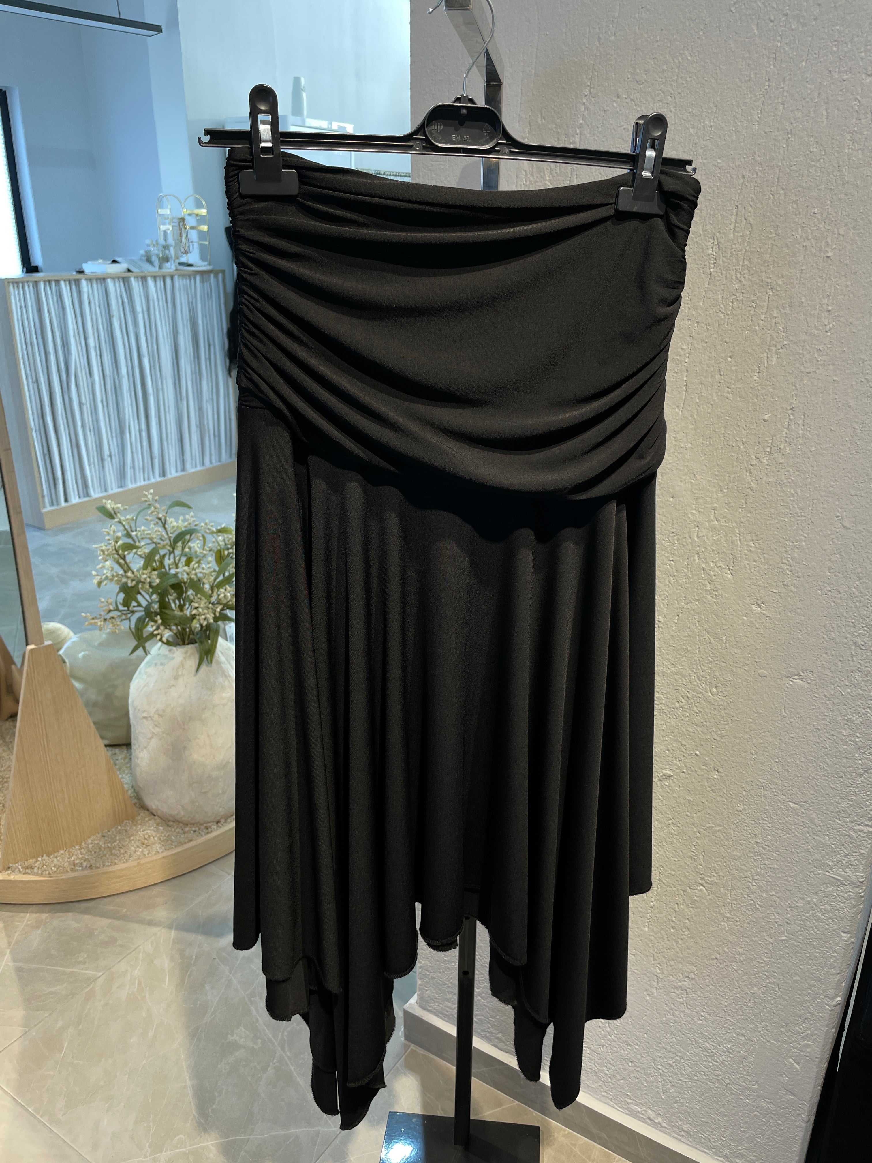 Simetrik Drapeli Etek