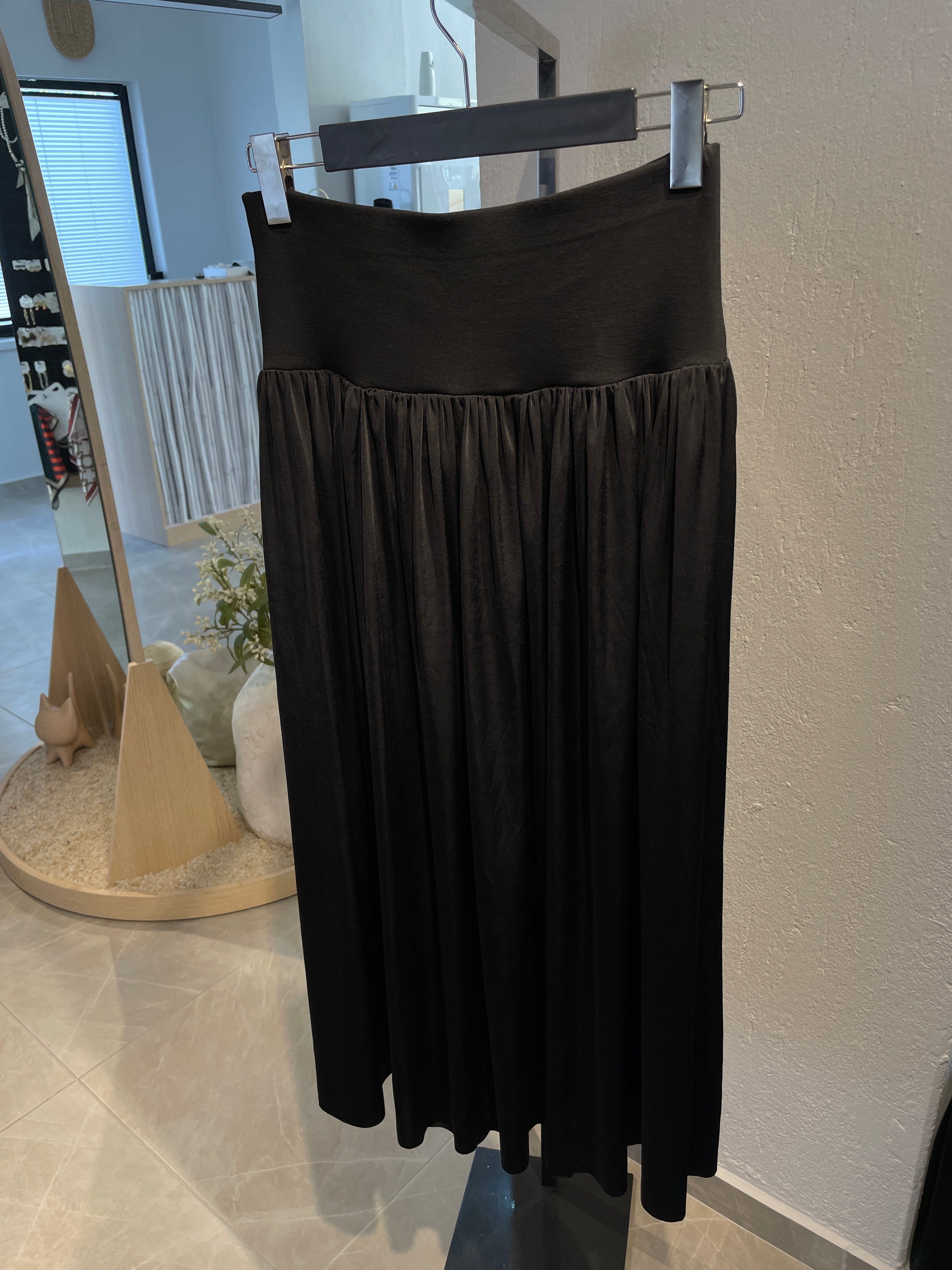 Dökümlü Uzun Etek