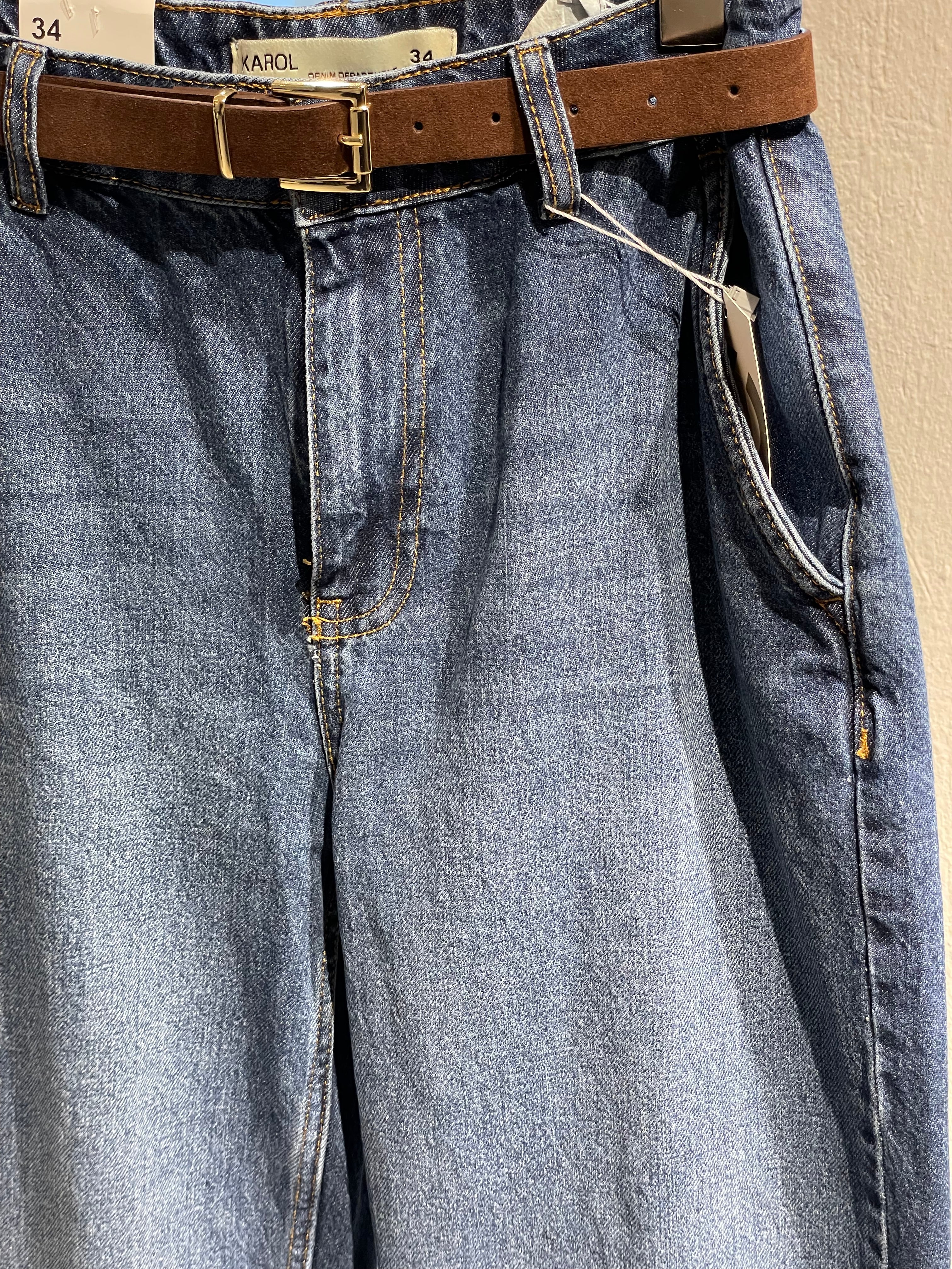 Karol Mom Jean Stil Kemerli Pantolon