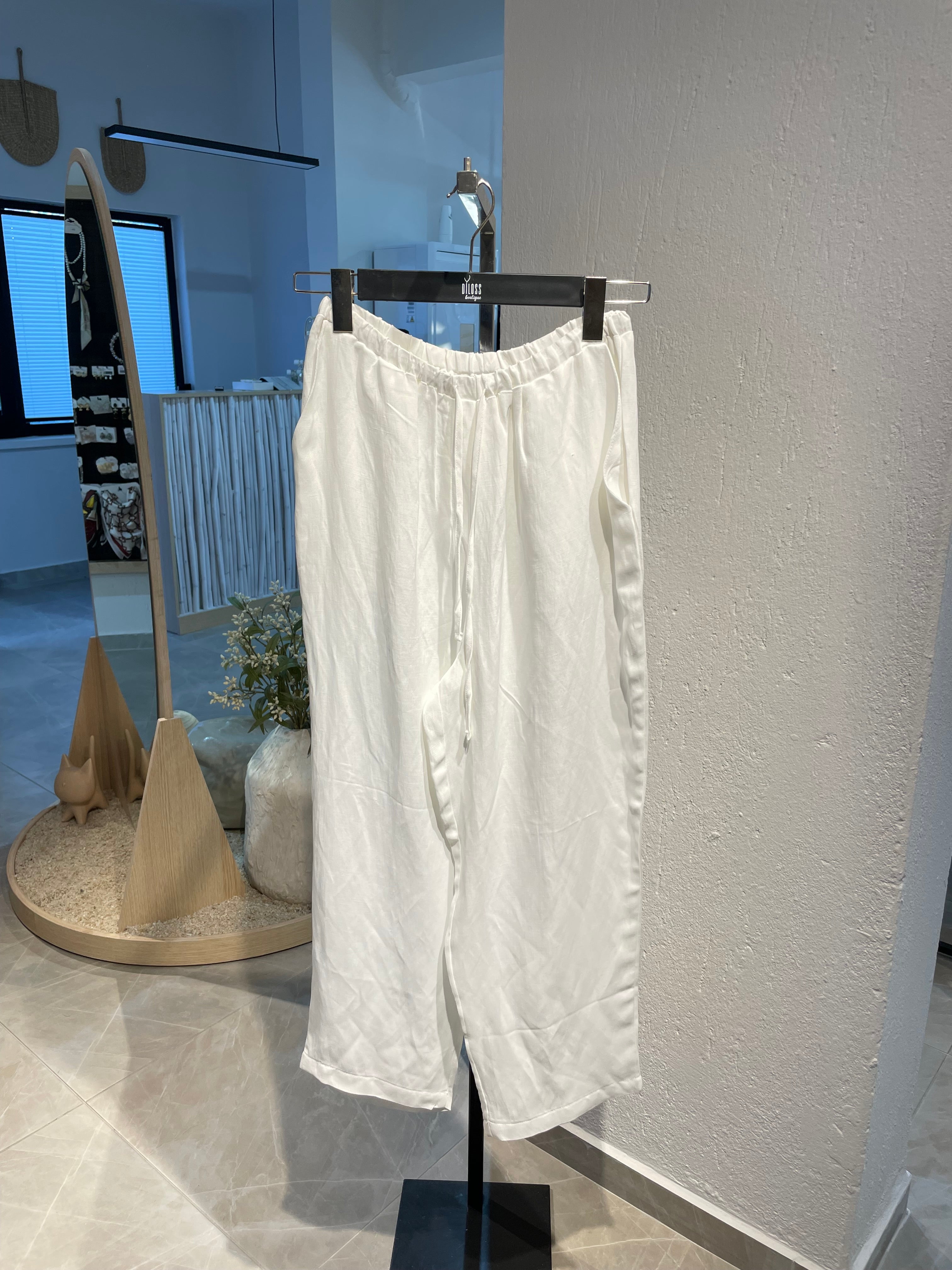 Beyaz Düğme Detaylı Alt-Üst Takım