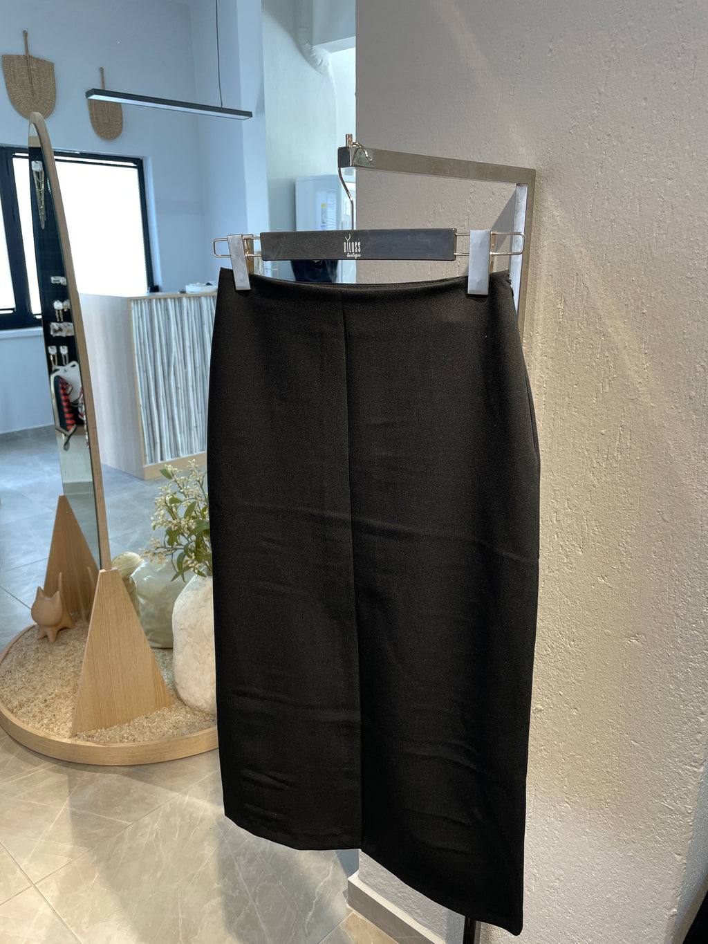 Önden Yırtmaçlı Kalem Midi Etek