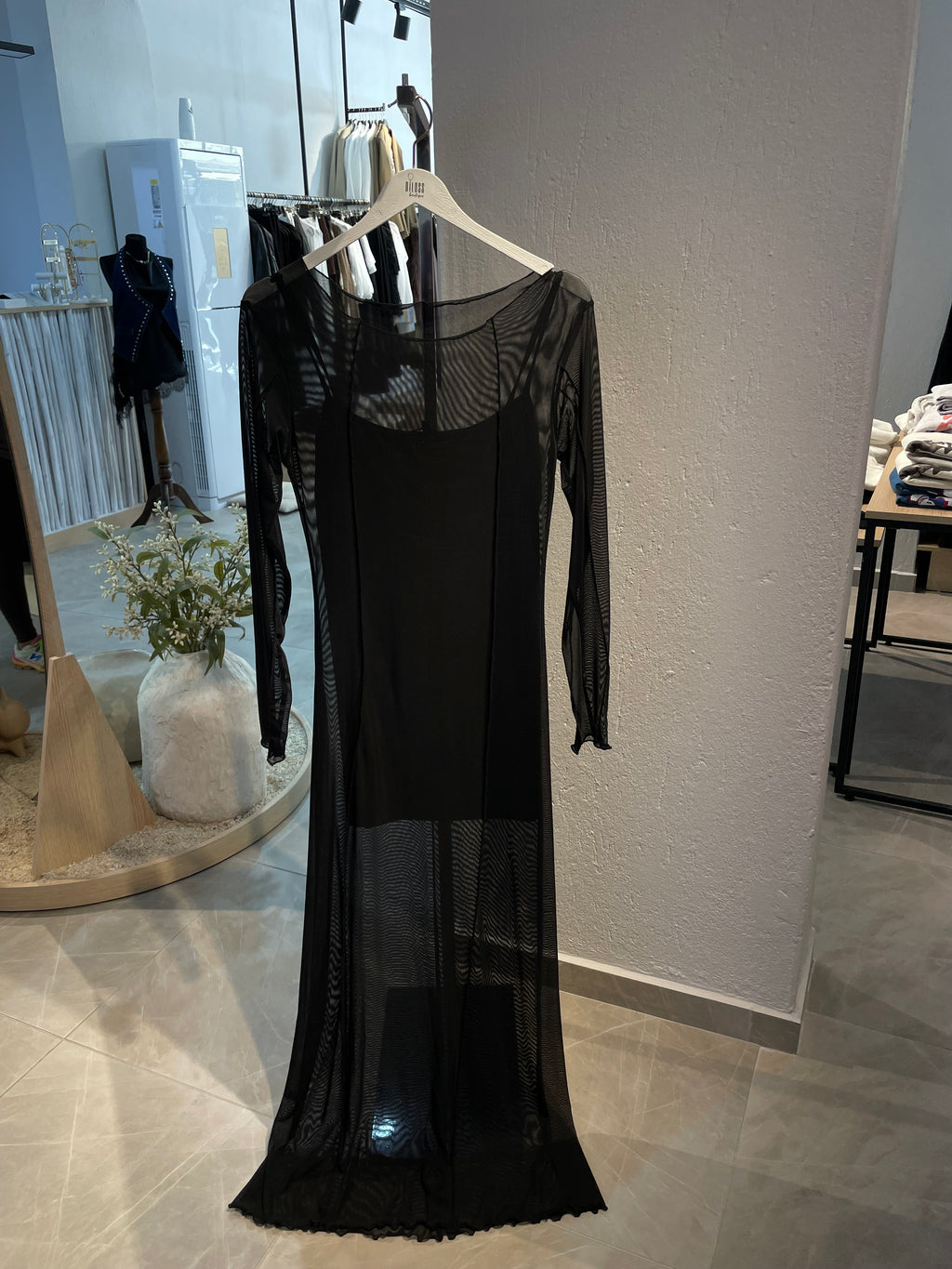 Tül Detay Astarlı Uzun Elbise