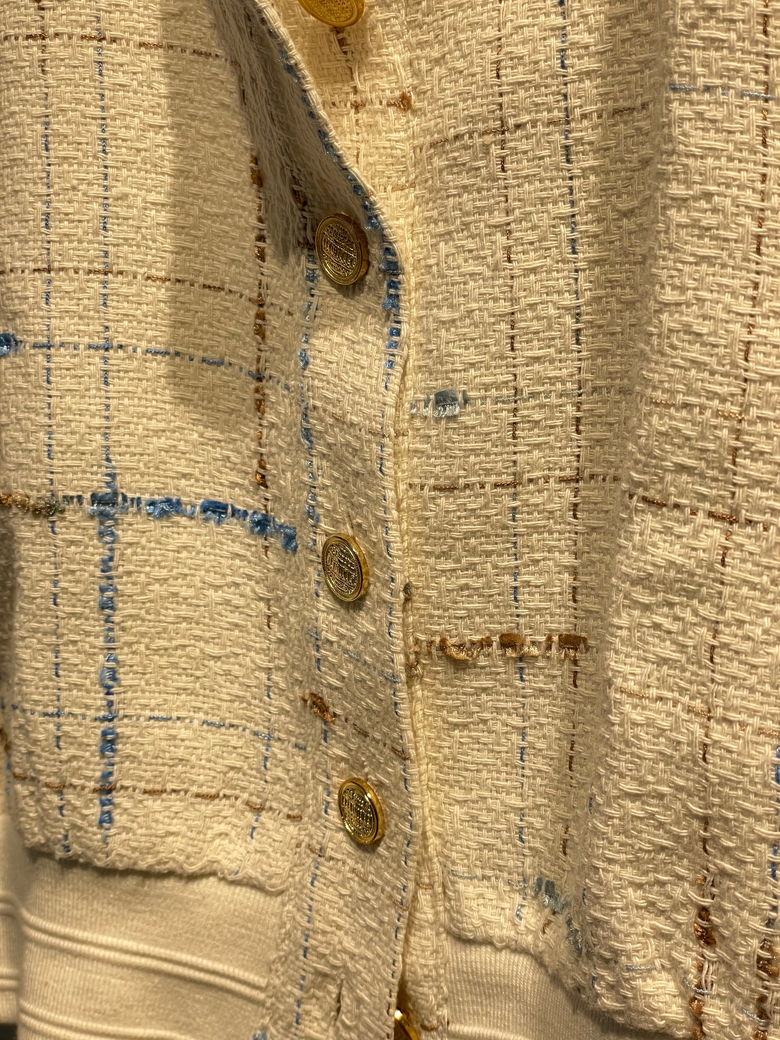 Krem Kelebek Mavi Desenli Düğmeli Hırka