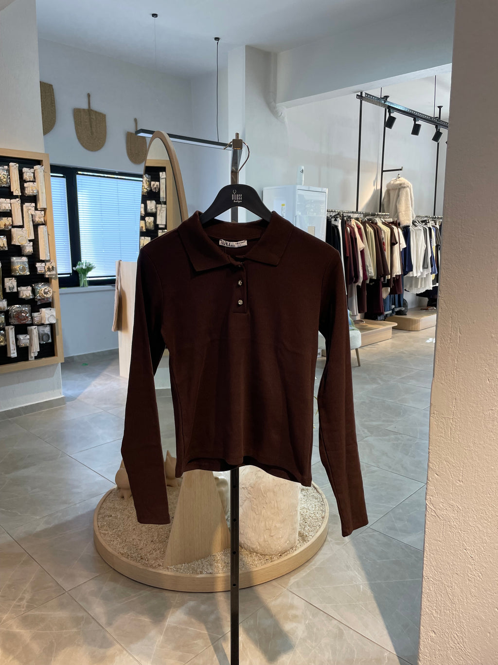 Önü Daş Detay Bluz