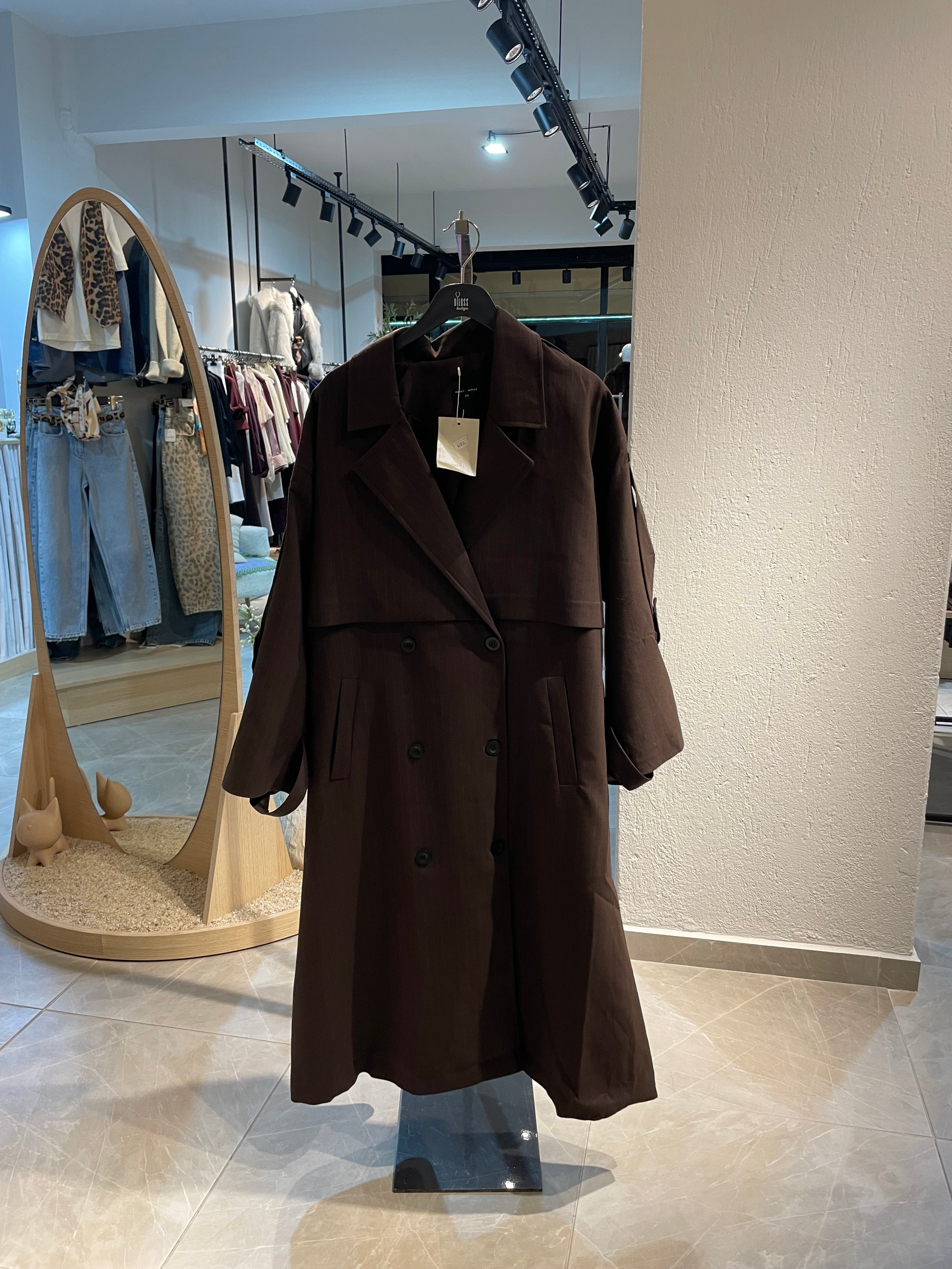 Kahverengi Mavi Çizgi Detay Uzun Trençkot