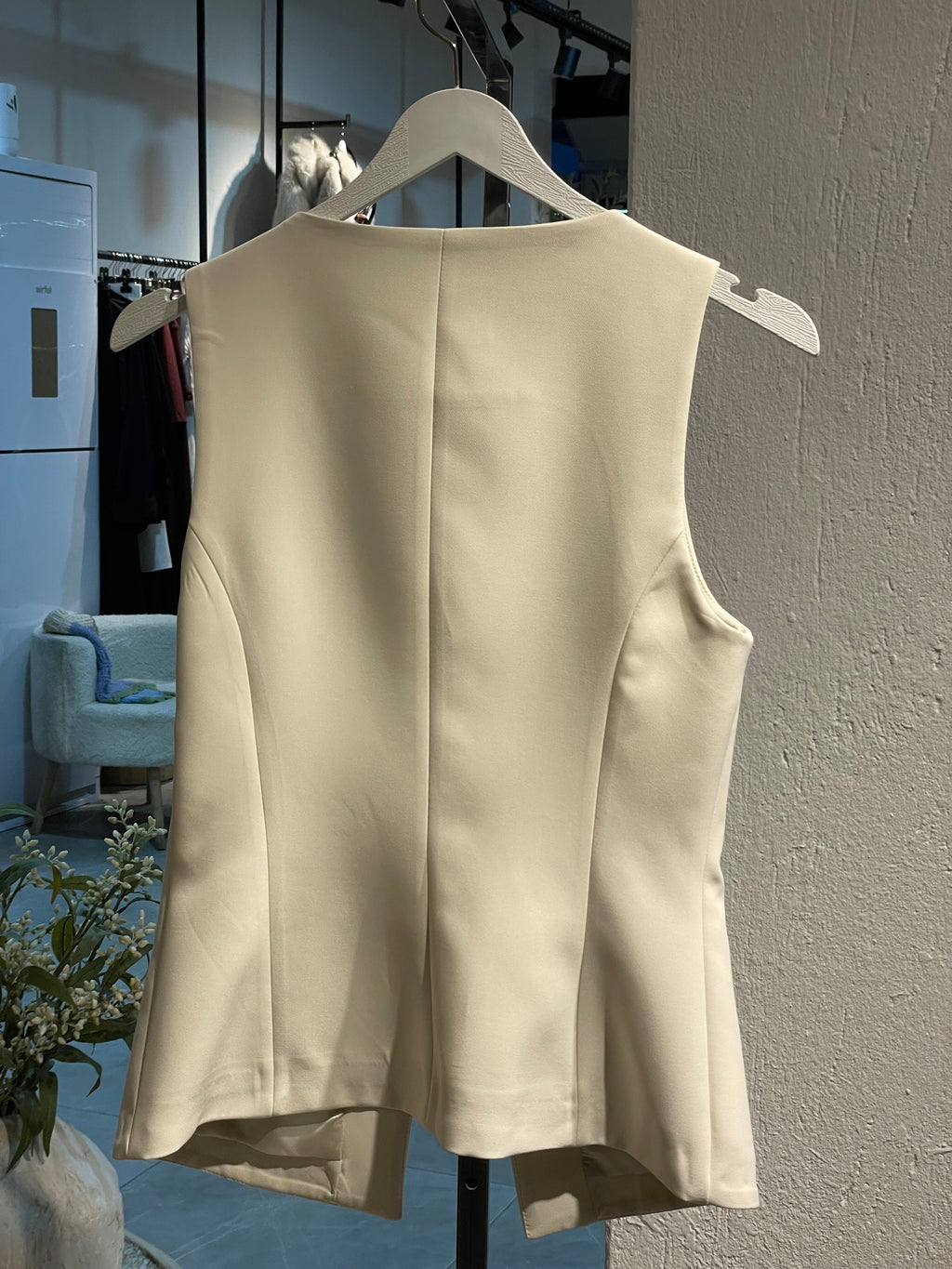 Ekru Gold Düğmeli Yelek