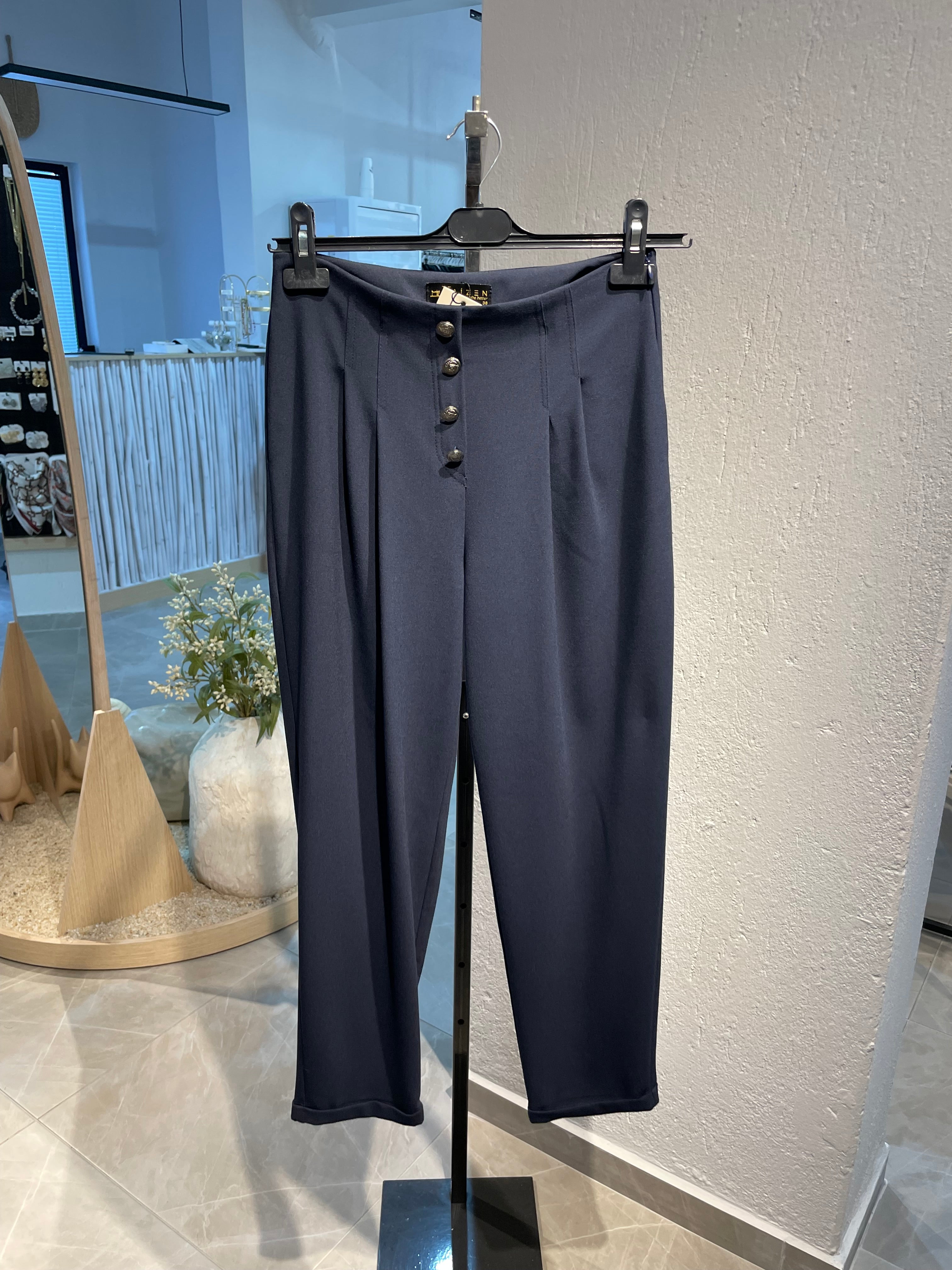 Lacivert Düğme Detaylı Havuç Kesim Pantolon