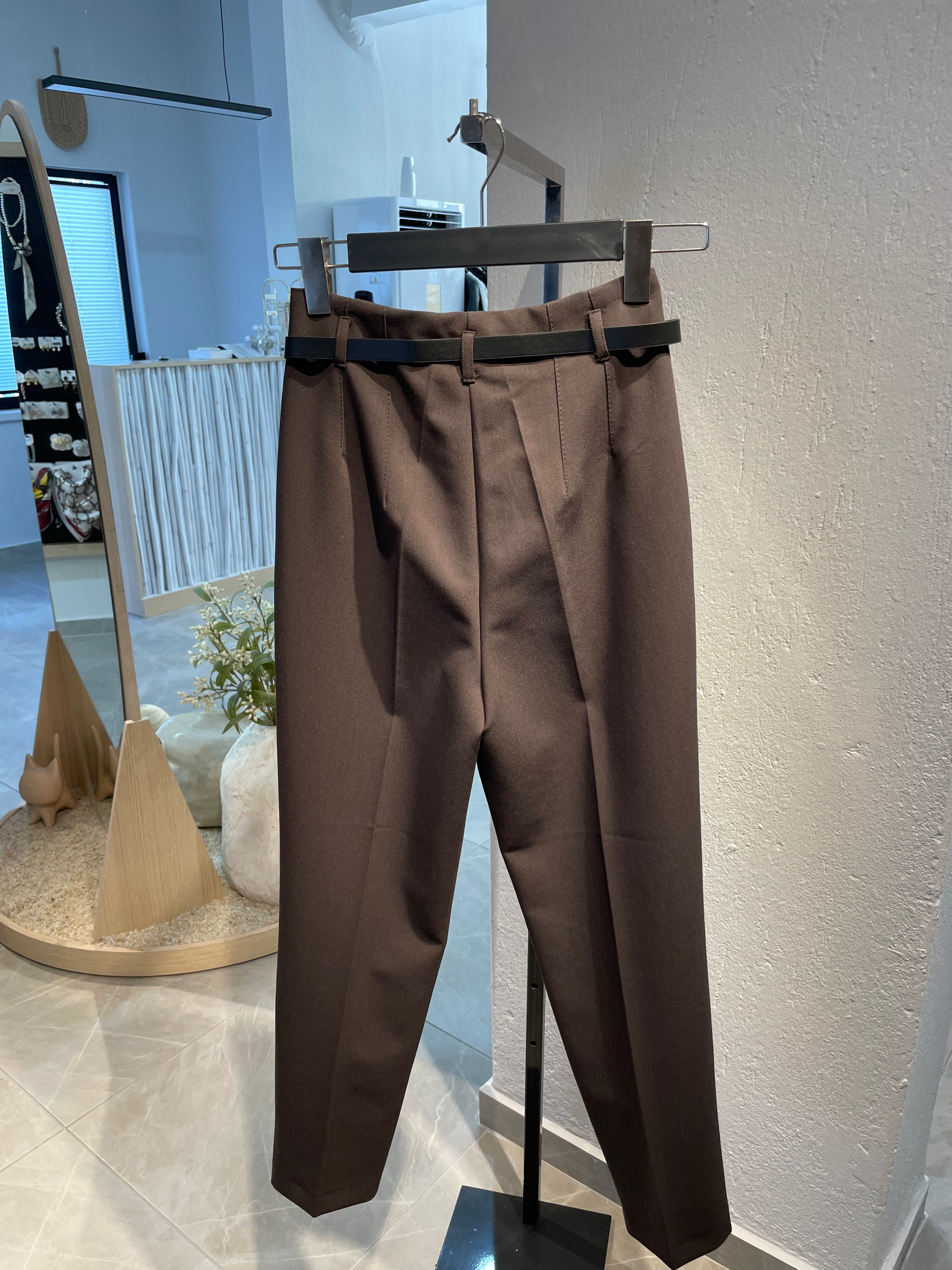 Kemerli Havuç Pantalon