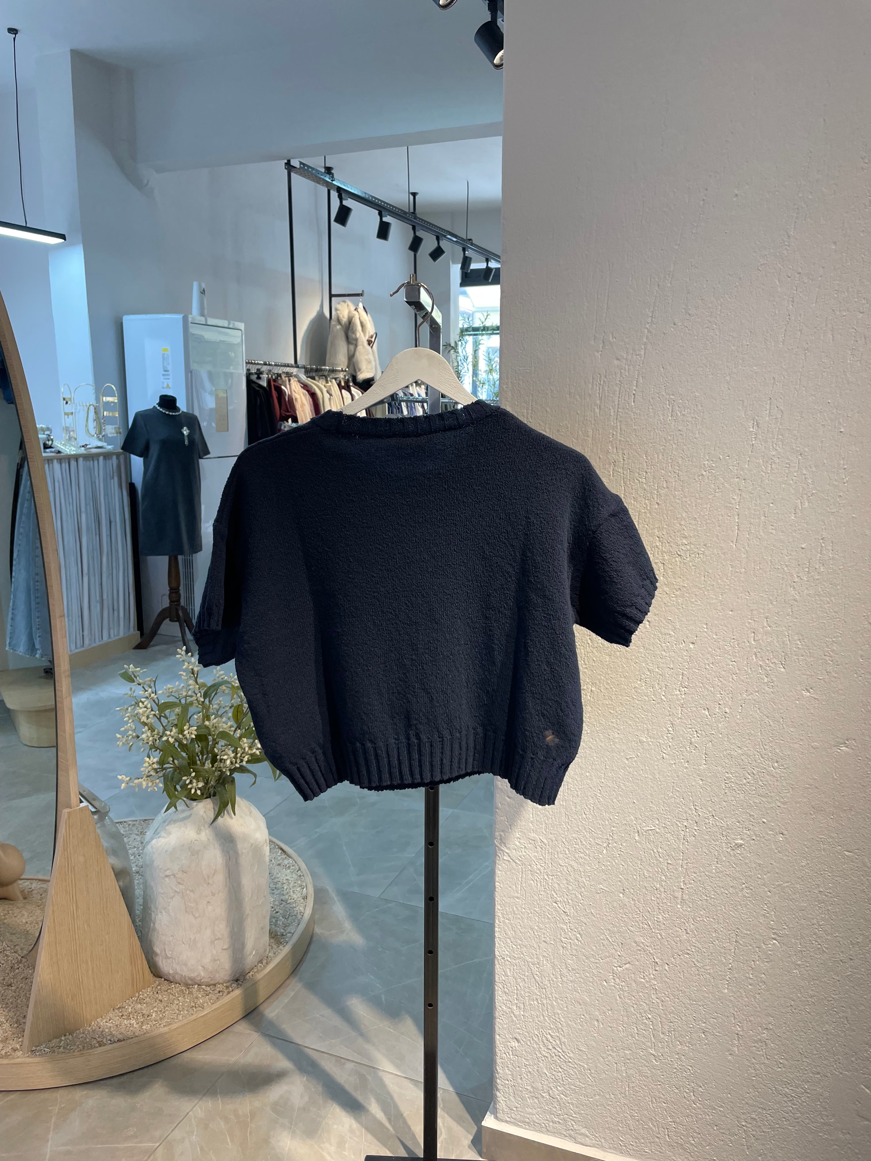 Marka Triko Kısa Üst